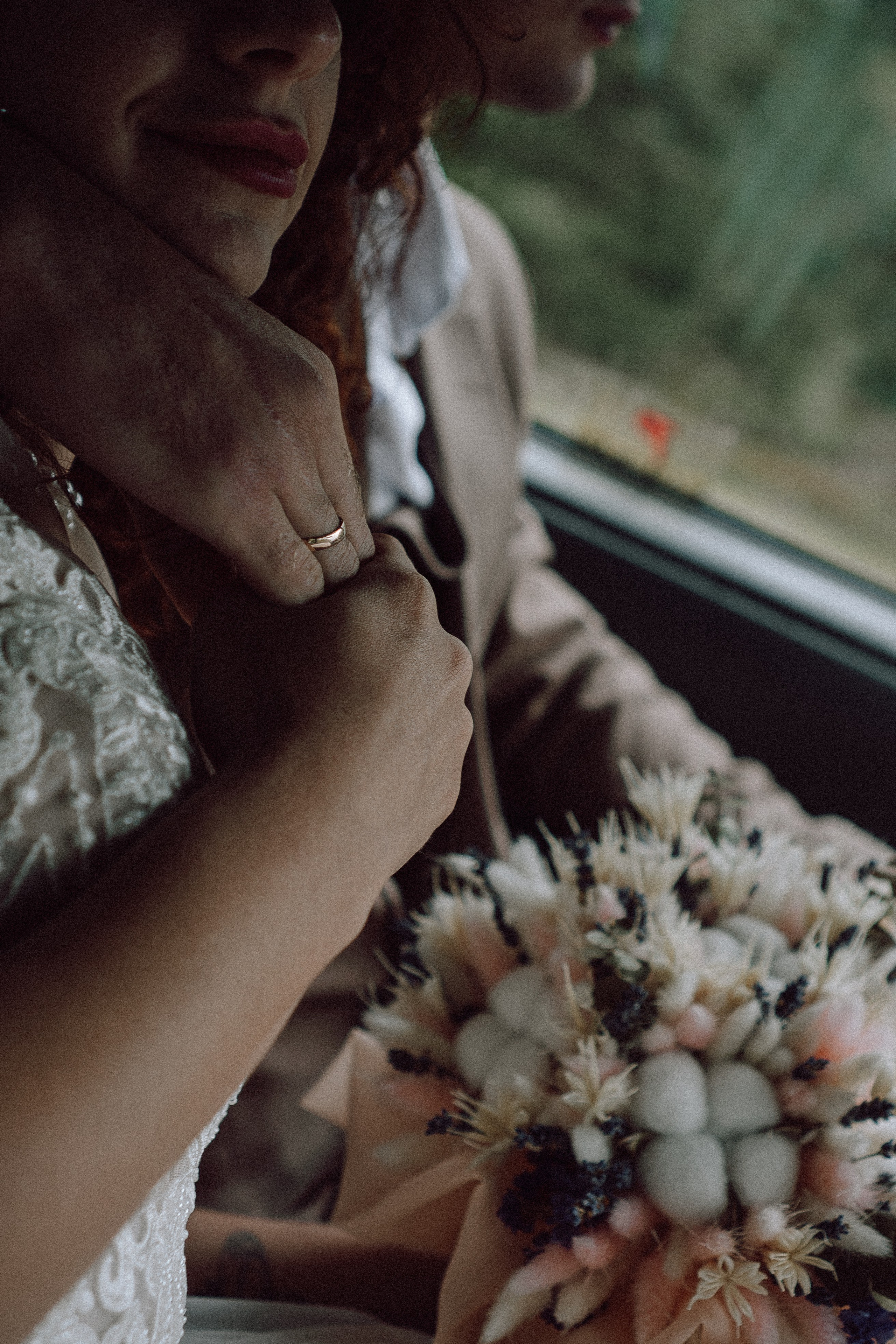 СВАДЕБНАЯ ФОТОСЕССИИЯ ПАРЫ В ГОРОДЕ ПРИОЗЕРСК В СОСНОВОМ ЛЕСУ И С ПИКАПОМ. Профессиональный фотограф, Санкт-Петербург — Виктория Богомолова