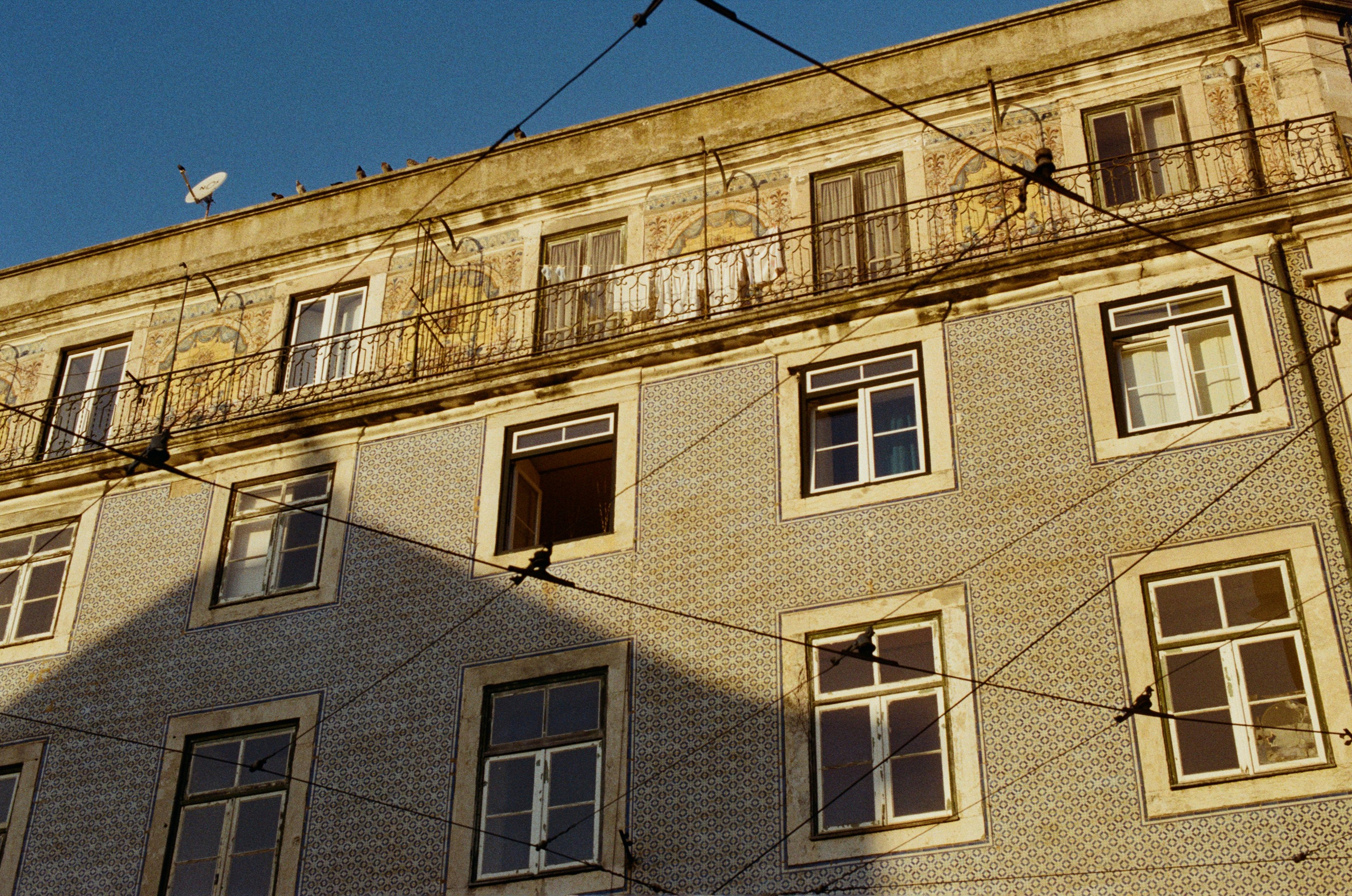 I think i'm ok // portugal, lissabon II. EVER EXPOSED