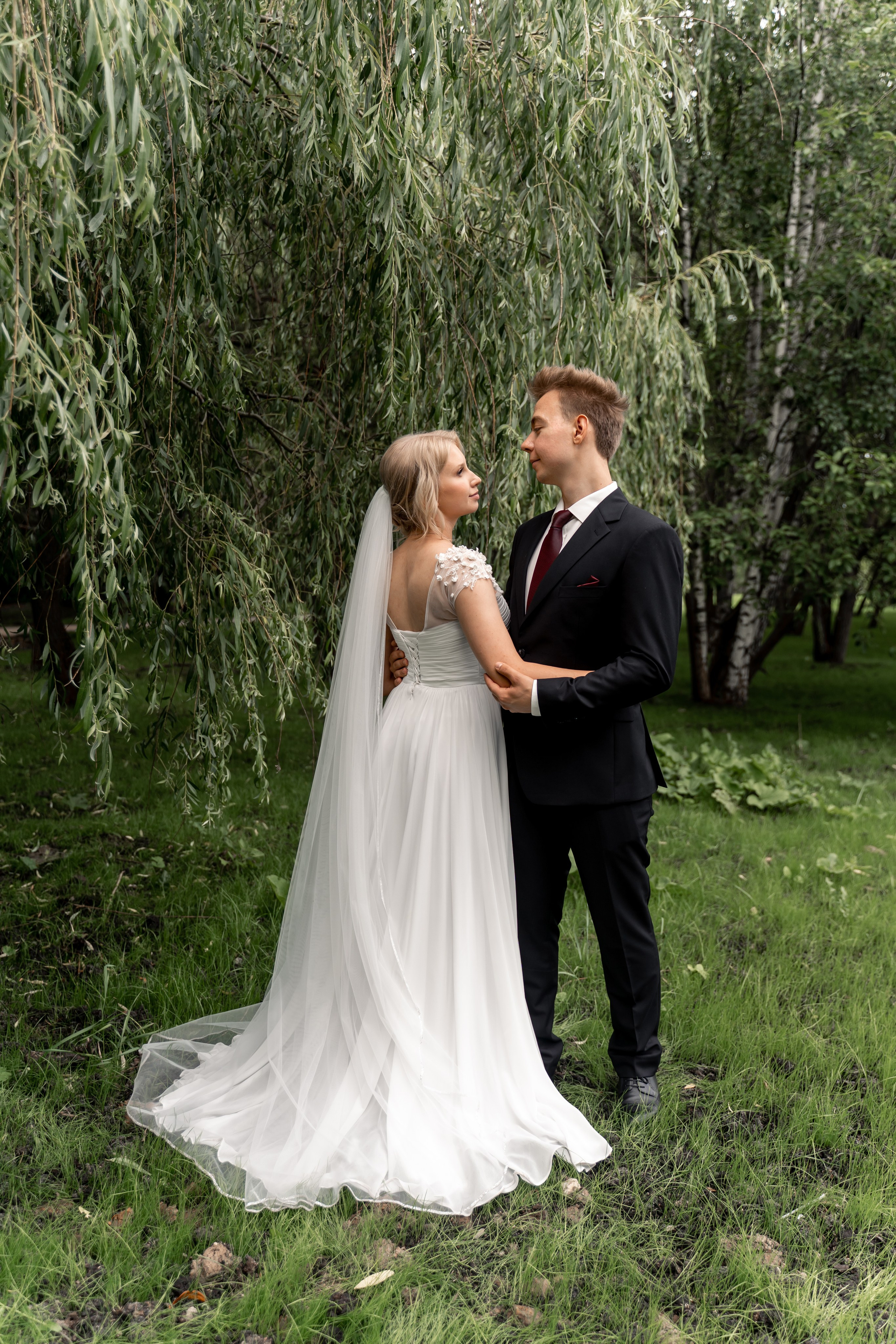 Свадебная прогулка. Бутово. Фотограф \ Видеограф на Крещение, Венчание Москва| Семейные съемки