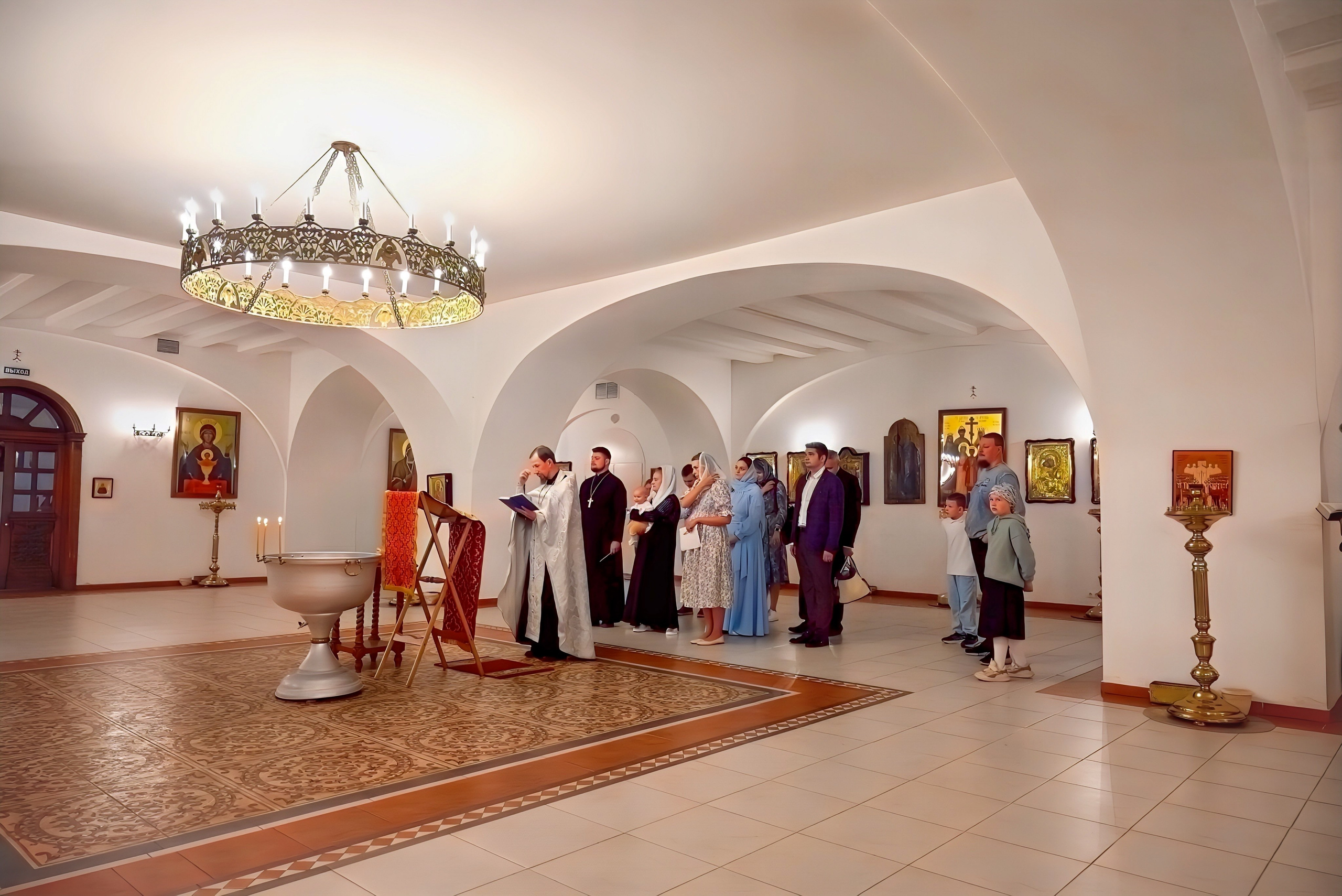 Крещение Бутово отец Андрей. Семейный и детский фотограф Москва