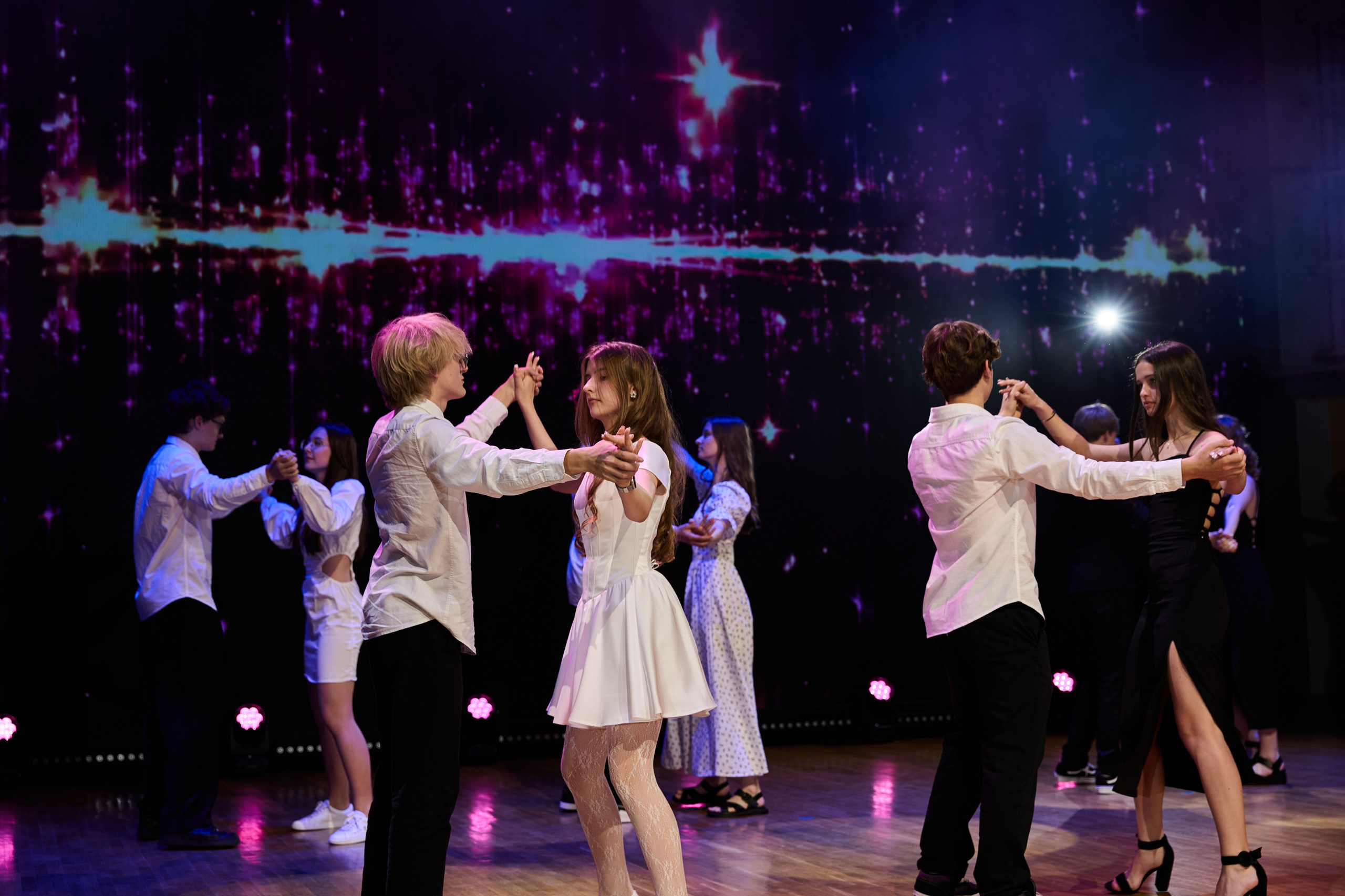 Выпускной 9 класс. Свадебная, репортажная фотосъемка и видеосъемка в Минске. Илья и Юлия Ширмановы. Фотограф | Видеограф | Минск