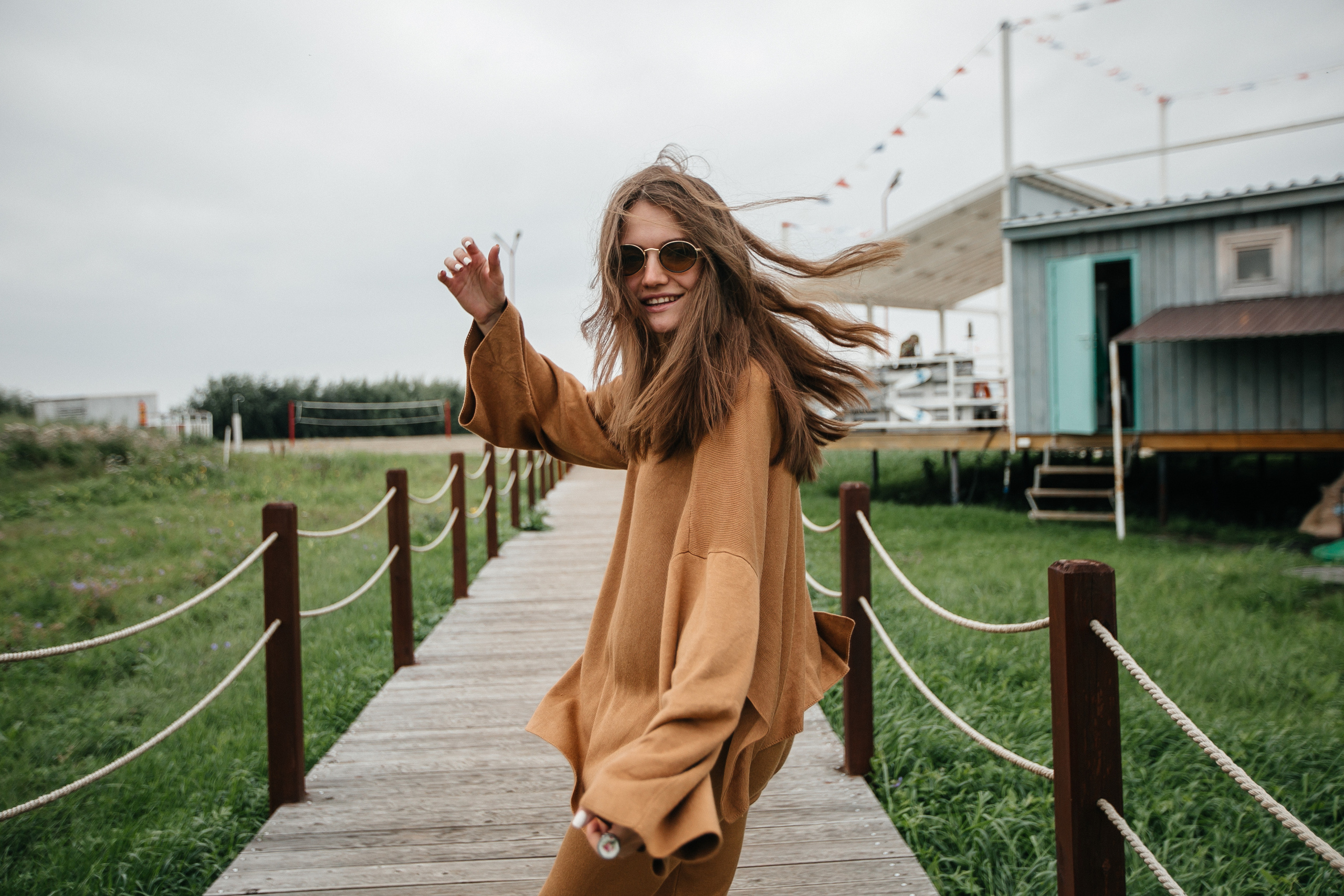 Ветер нежно треплет волосы, о любви мне говорит. Душевный фотограф Ваших самых ярких событий Марина Погребняк