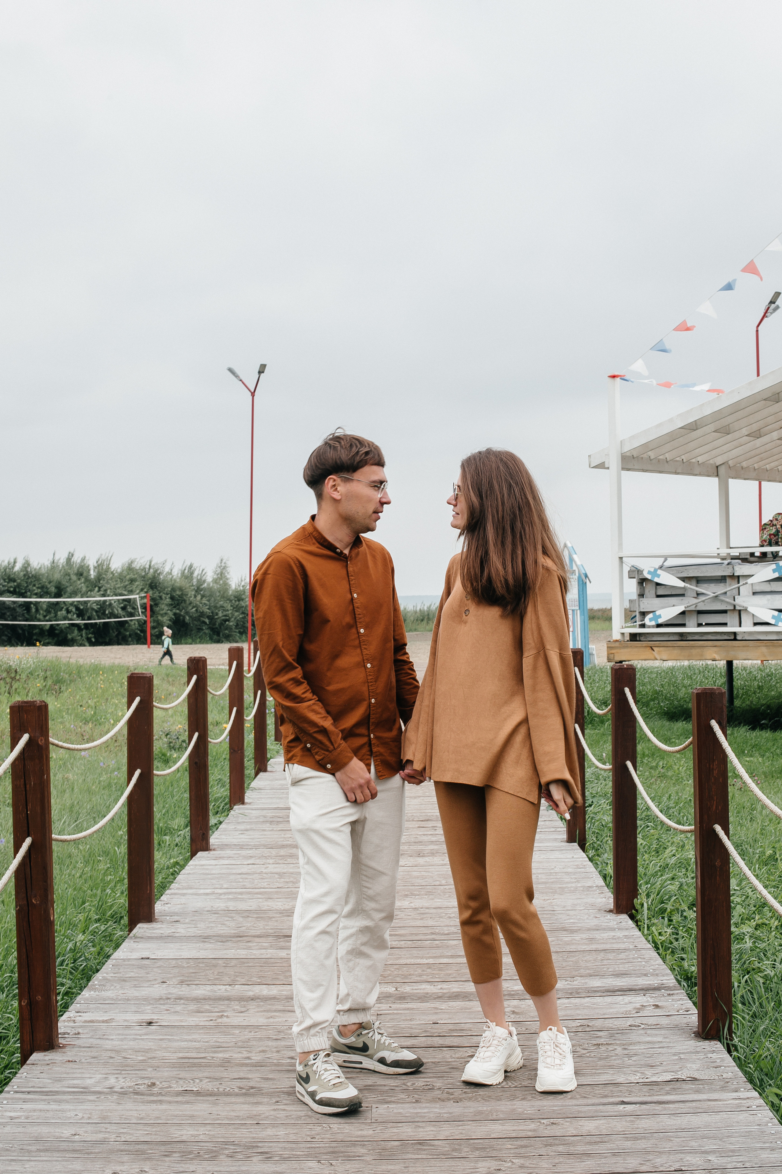 Ветер нежно треплет волосы, о любви мне говорит. Душевный фотограф Ваших самых ярких событий Марина Погребняк