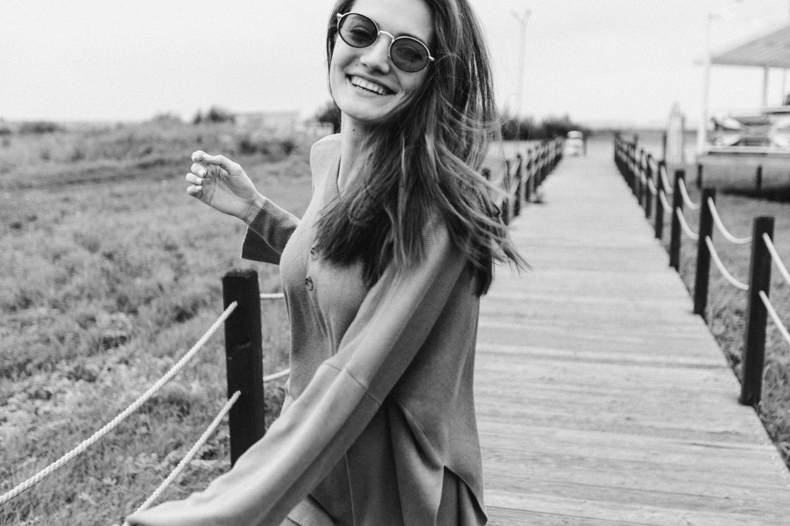 Ветер нежно треплет волосы, о любви мне говорит. Душевный фотограф Ваших самых ярких событий Марина Погребняк