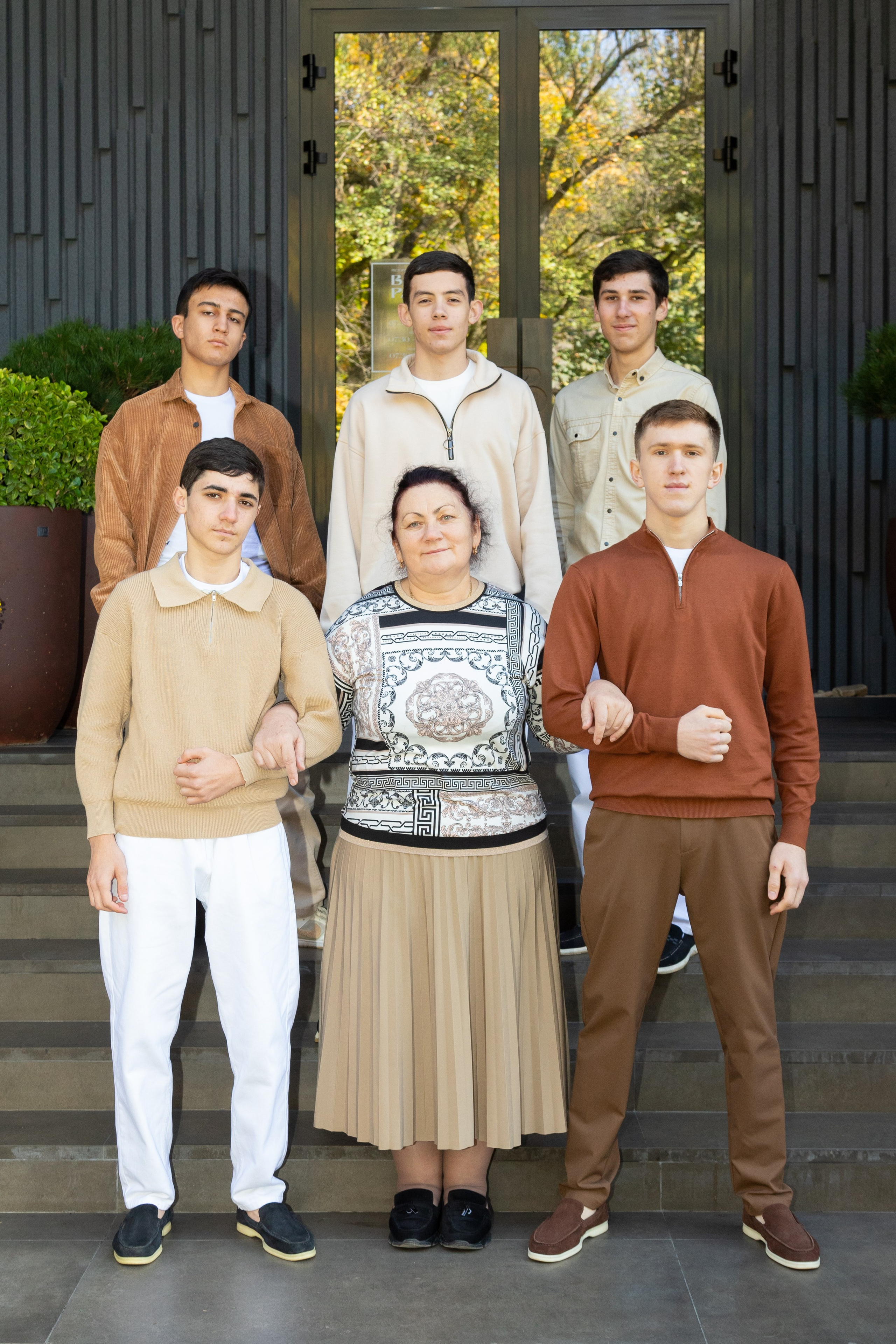 9  и 11 классы. Школьный фотограф в г. Нальчик Галимат Абитова