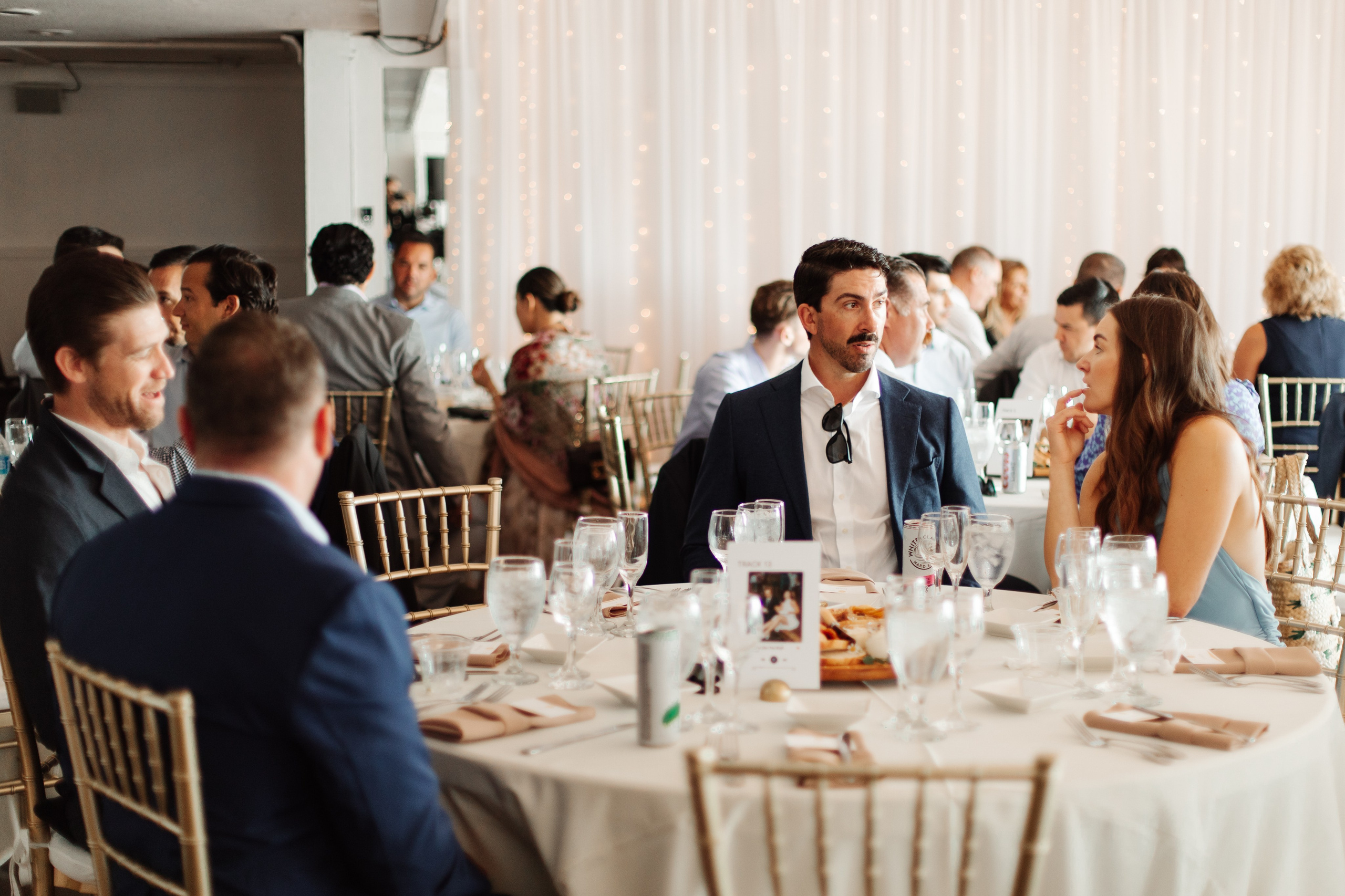 2025-08-16_BryanAmber. Ретушер Зенькевич Света