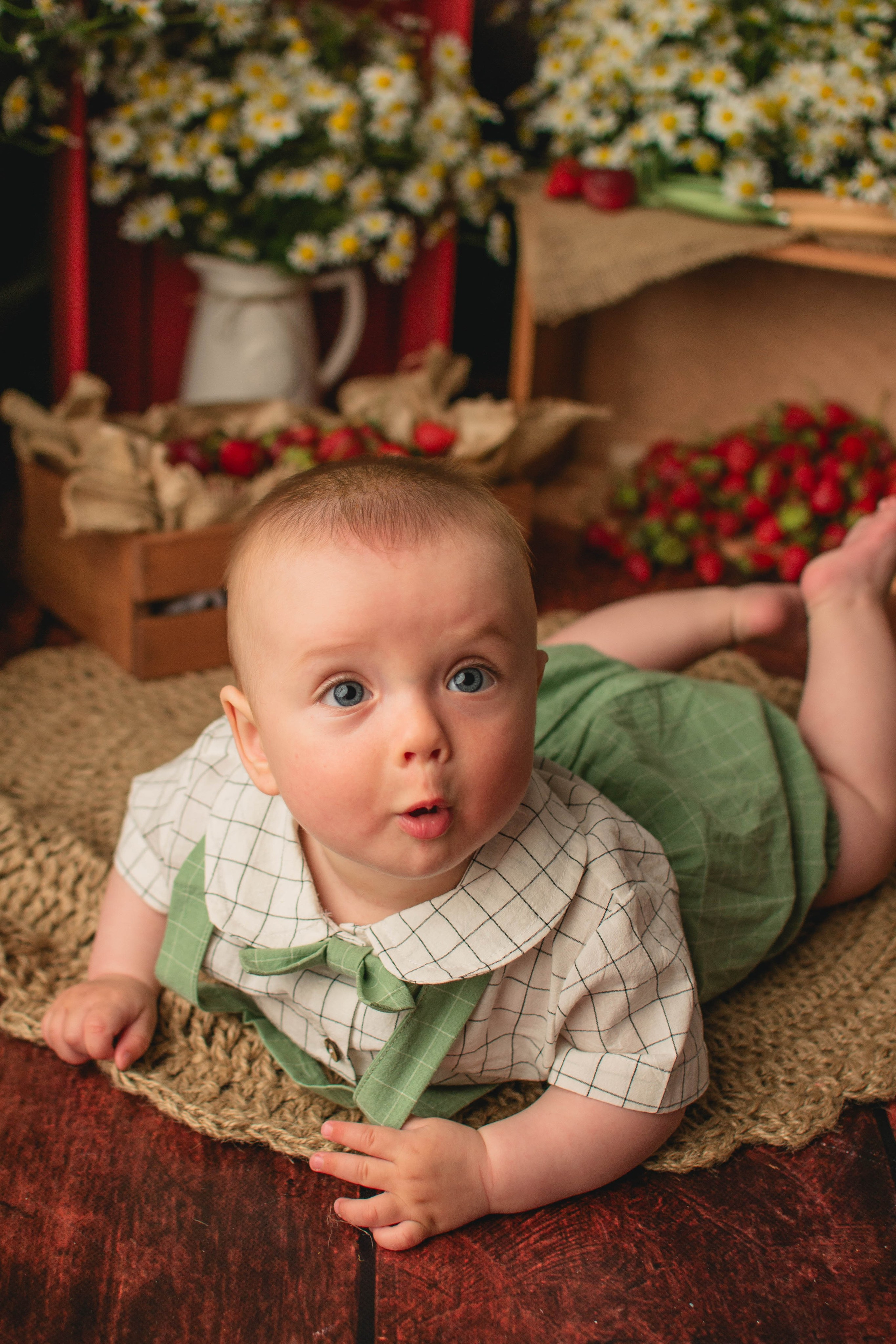 Клубничный. Фотограф новорождённых в Санкт-Петербурге Наталья Булгакова