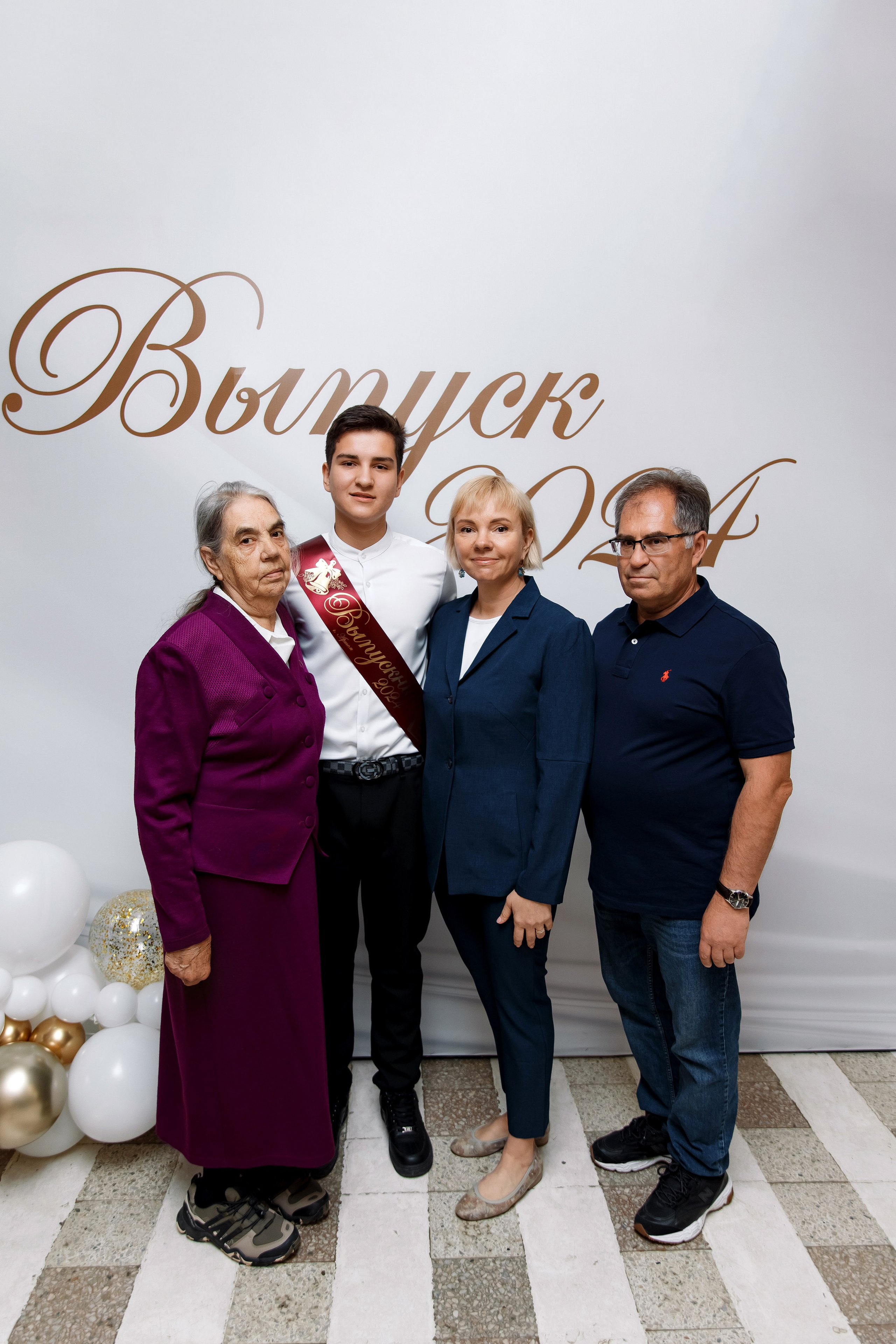 11 класс Последний звонок. Фотограф Любовь Корниенко, Примоский край