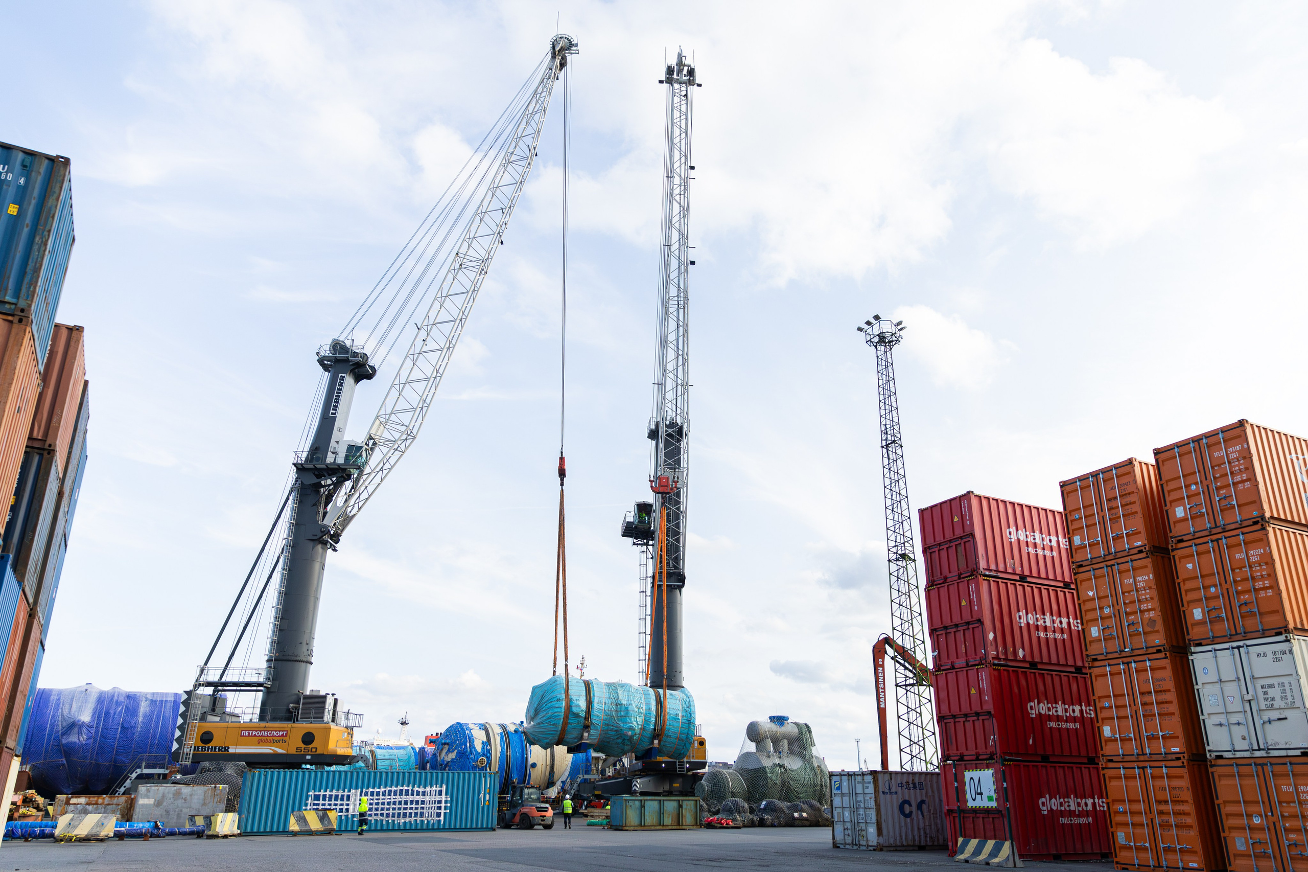 Разгрузка в порту. Снимаю съемки