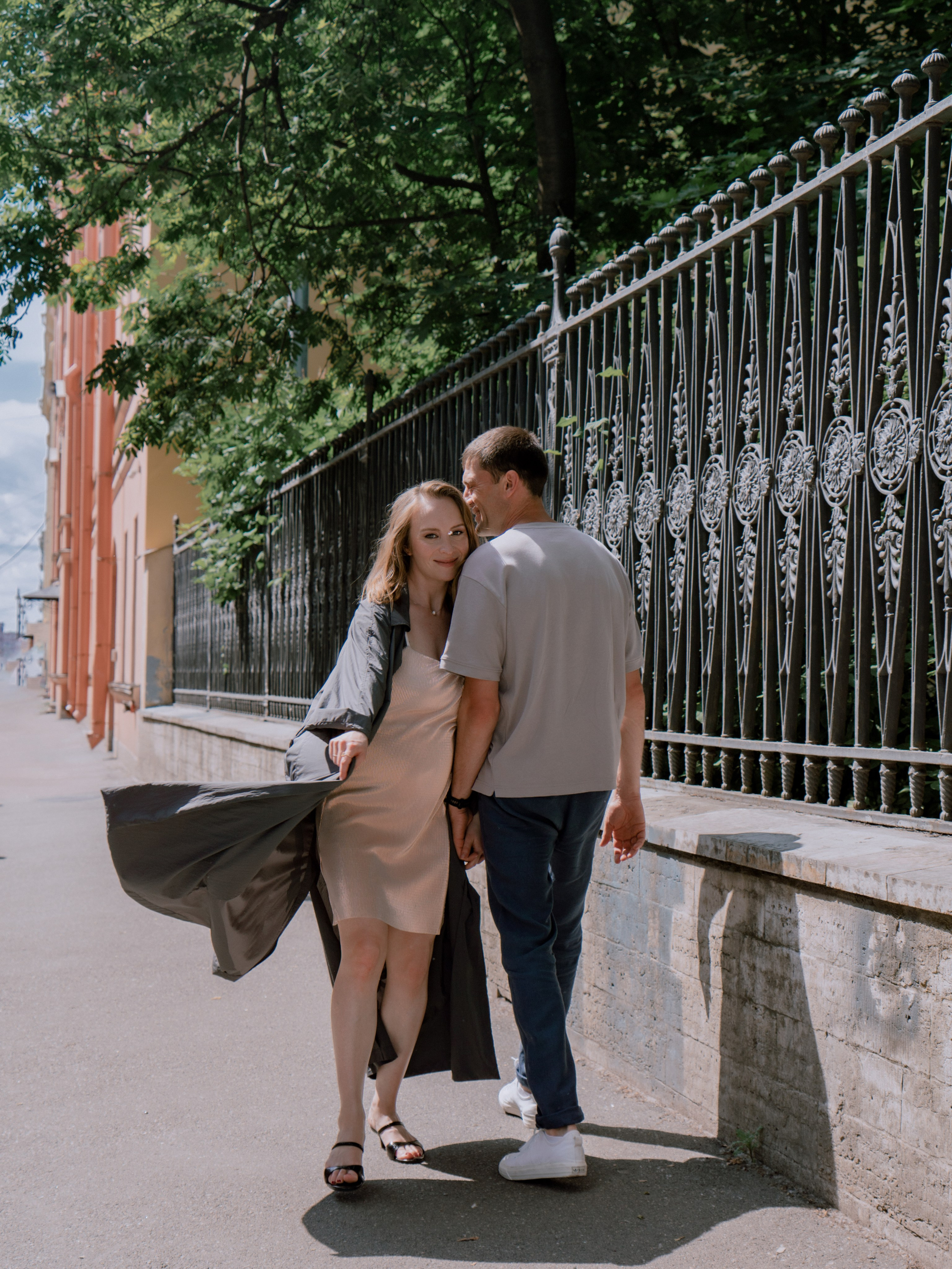 Семейная фотосессия в Петербурге на прогулке. Светлана Гопанюк. Портретный фотограф. Санкт-Петербург. СПб