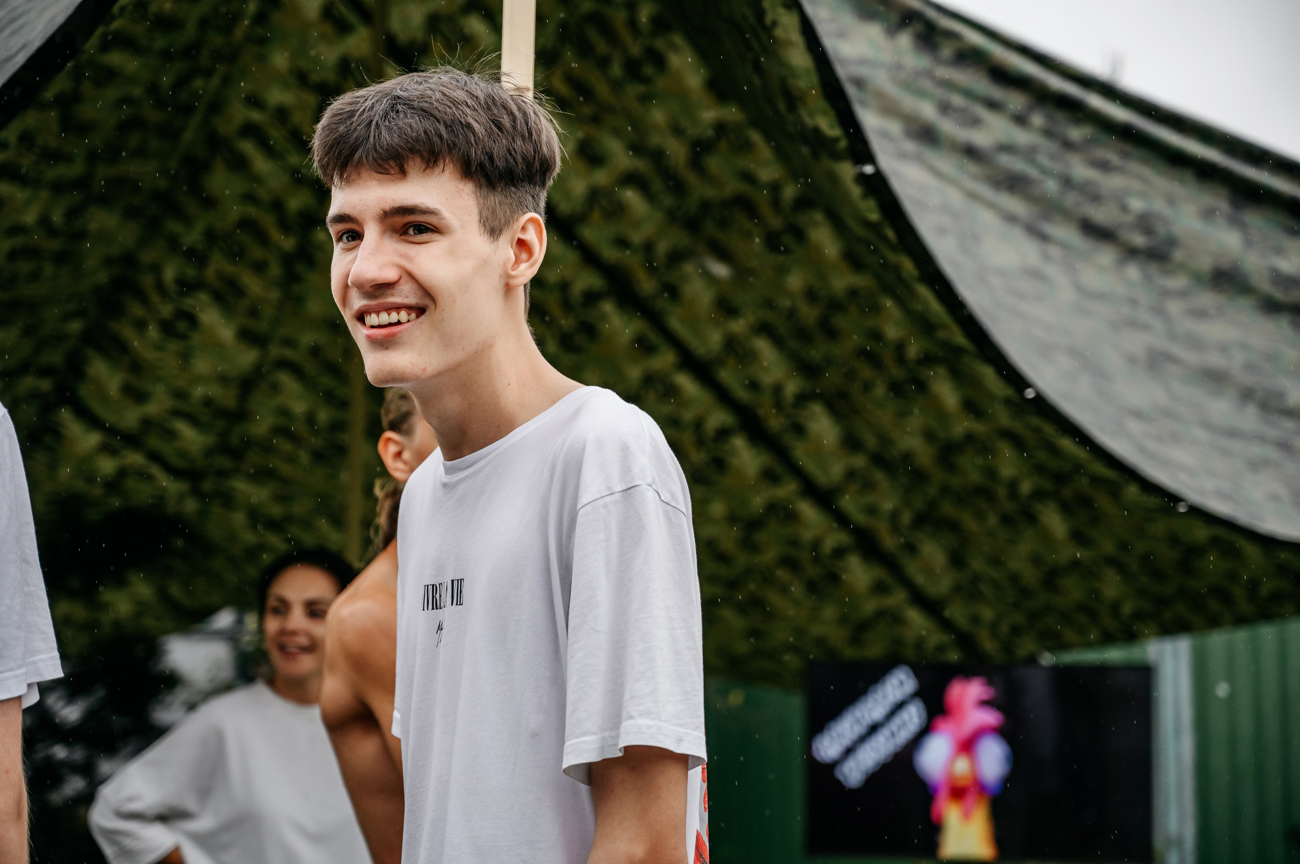 Ника. Пенная вечеринка с бассейном. Фотограф Владивосток. Игорь Кирсанов