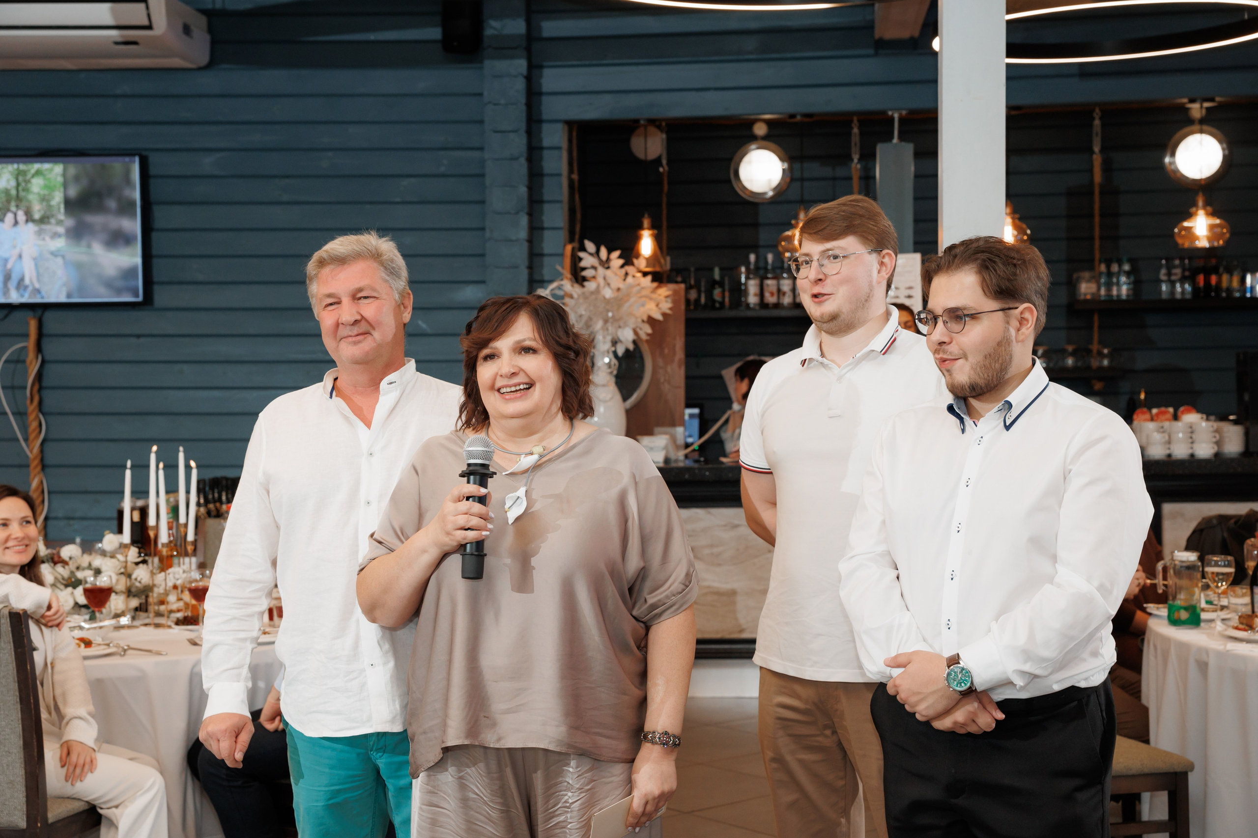 Регистрация в отеле Fish Point, ЗАГС Бутово, прогулка в Остафьево. Свадебный и репортажный фотограф (Москва, Королев и другие)