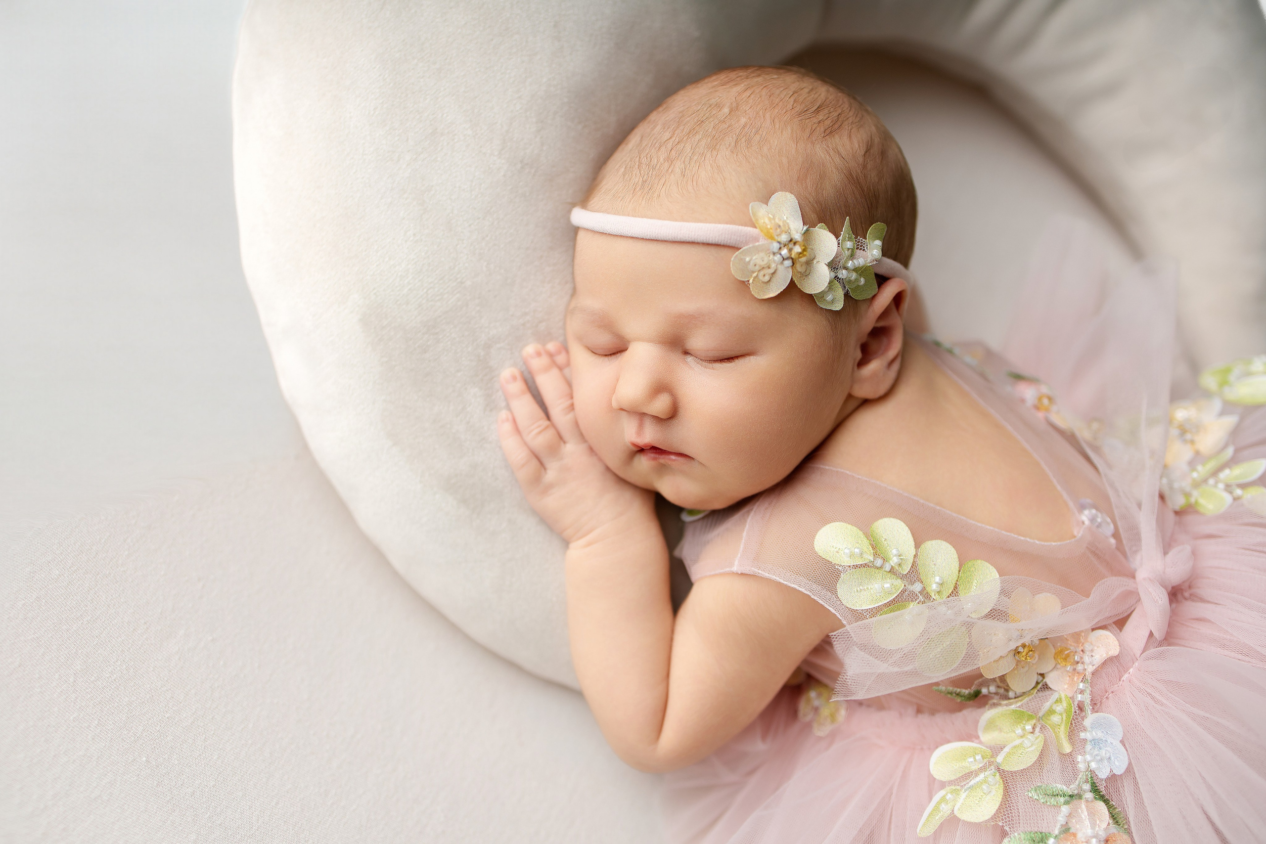Полина 6 дней. Фотограф новорождённых Newborn Москва