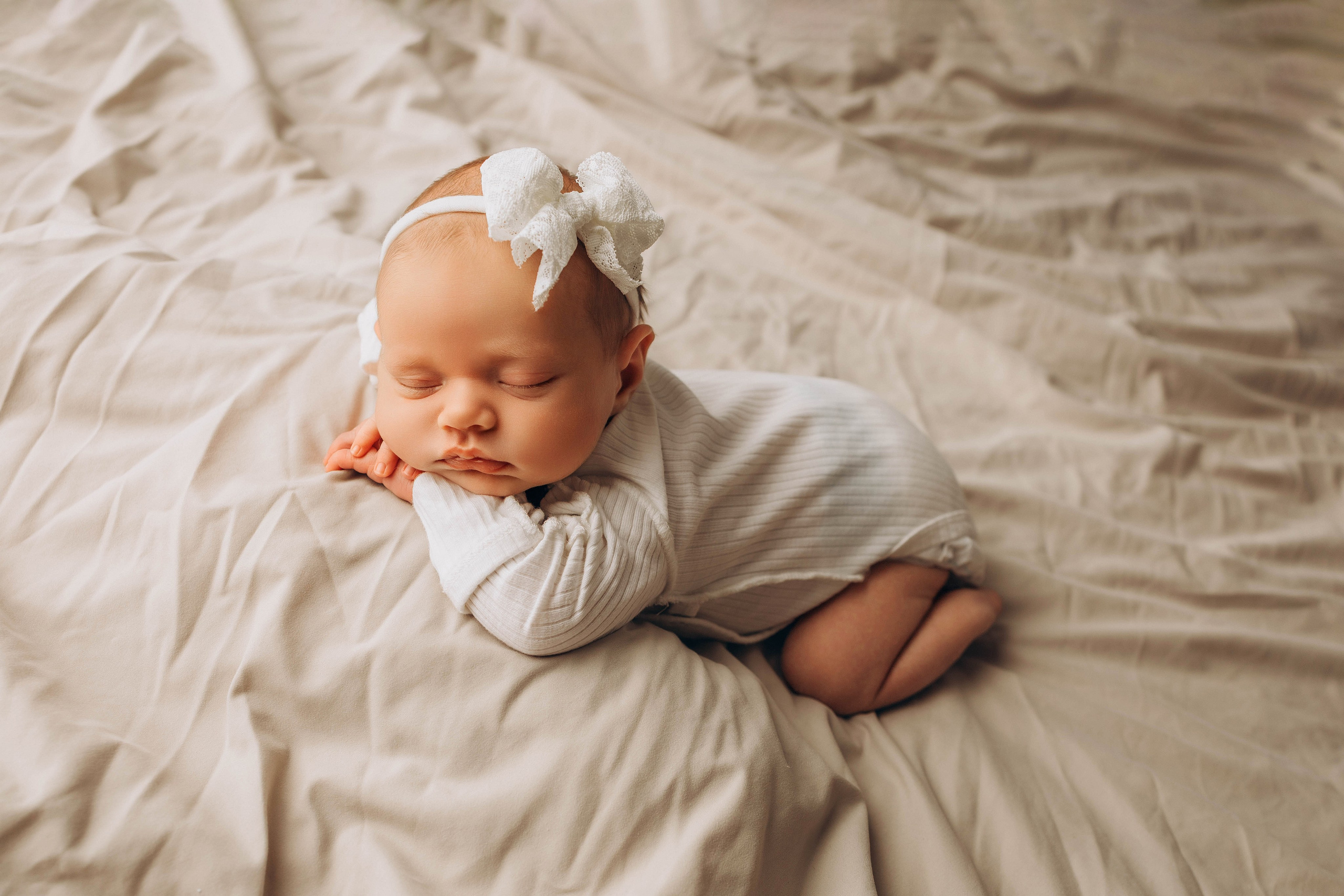 Кира 6 дней. Фотограф новорождённых Newborn Москва