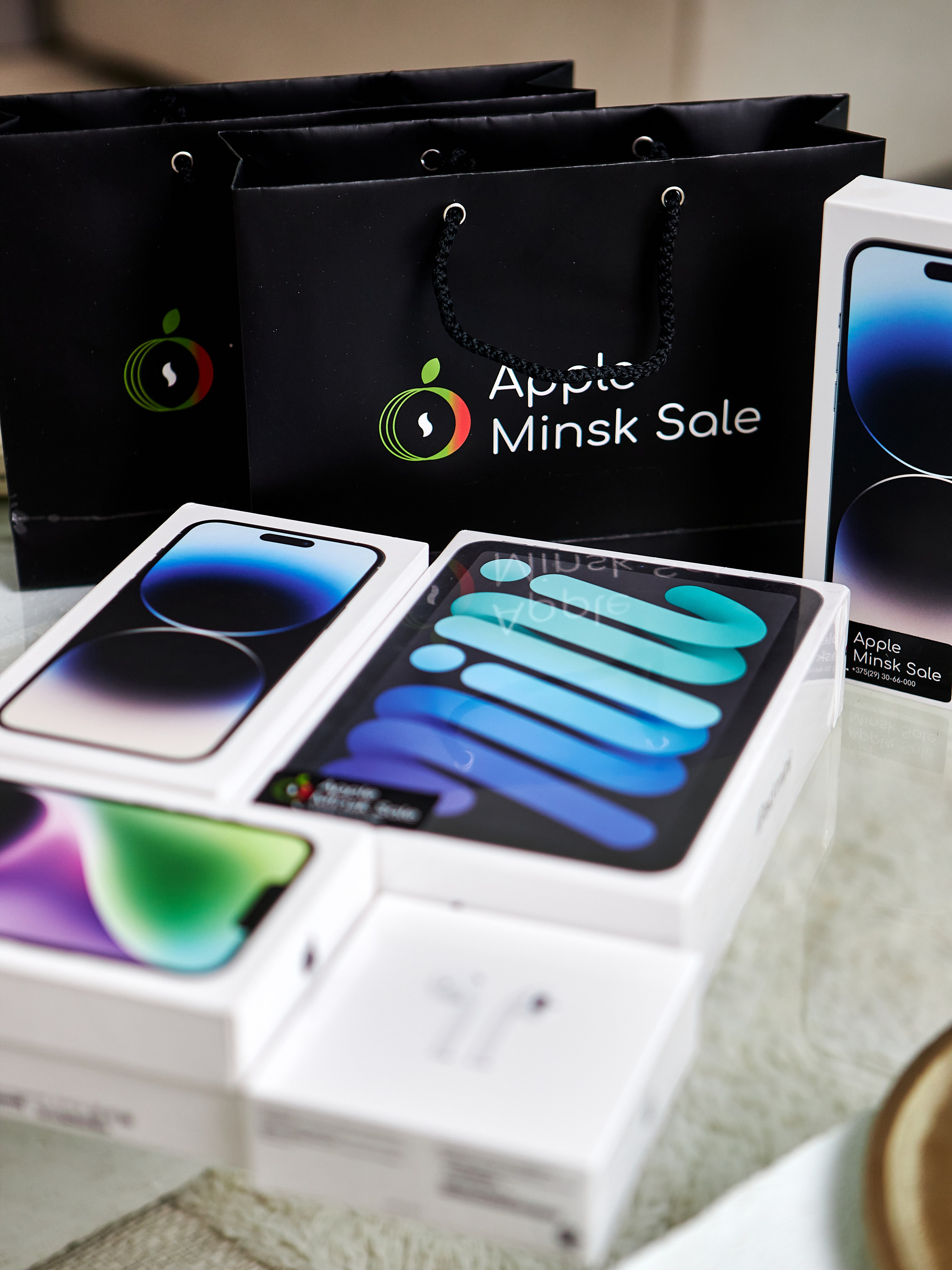 Магазин техники Apple. Фотограф Мария Лазакович — Минск