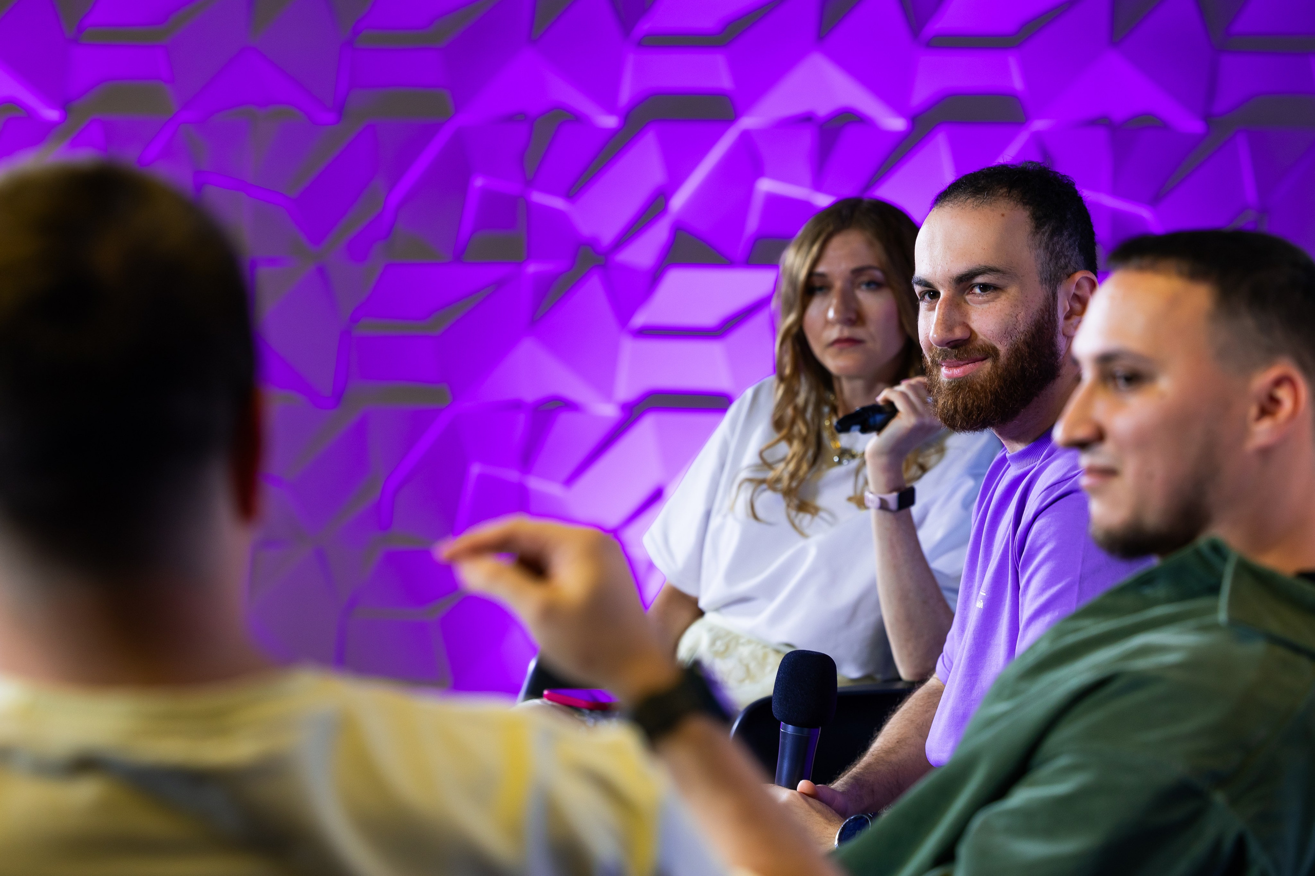 Aha! — 29–30 мая 2025. Фотобанк Матемаркетинг