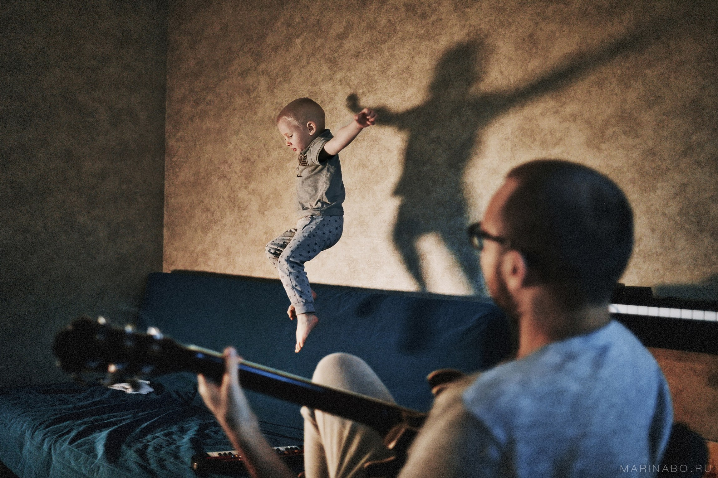 В гостях, новогодняя, домашняя фотосъемка в Санкт-Петербурге. Семейный Lifestyle фотограф в Санкт-Петербурге Марина Бокшицкая