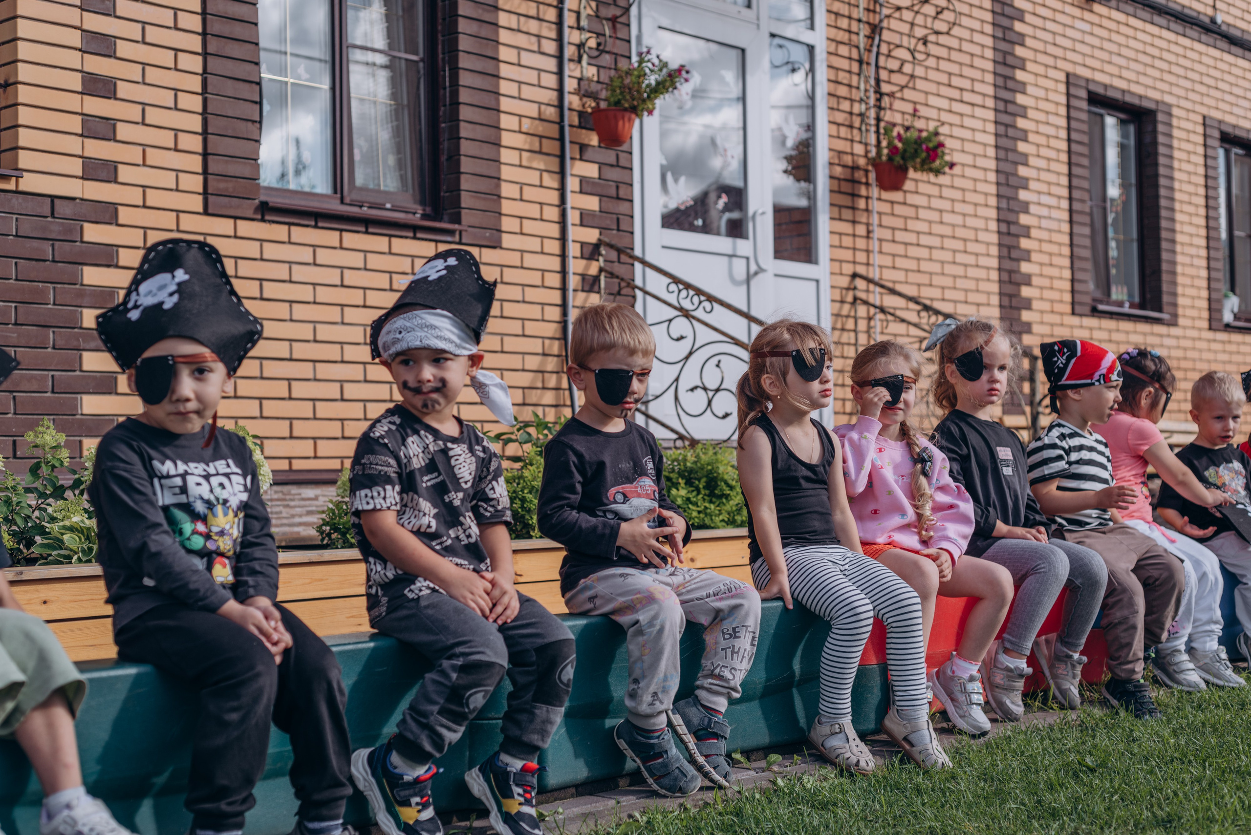 Пиратская вечеринка. MILATE — выпускные альбомы, фотосессии и видео в Москве