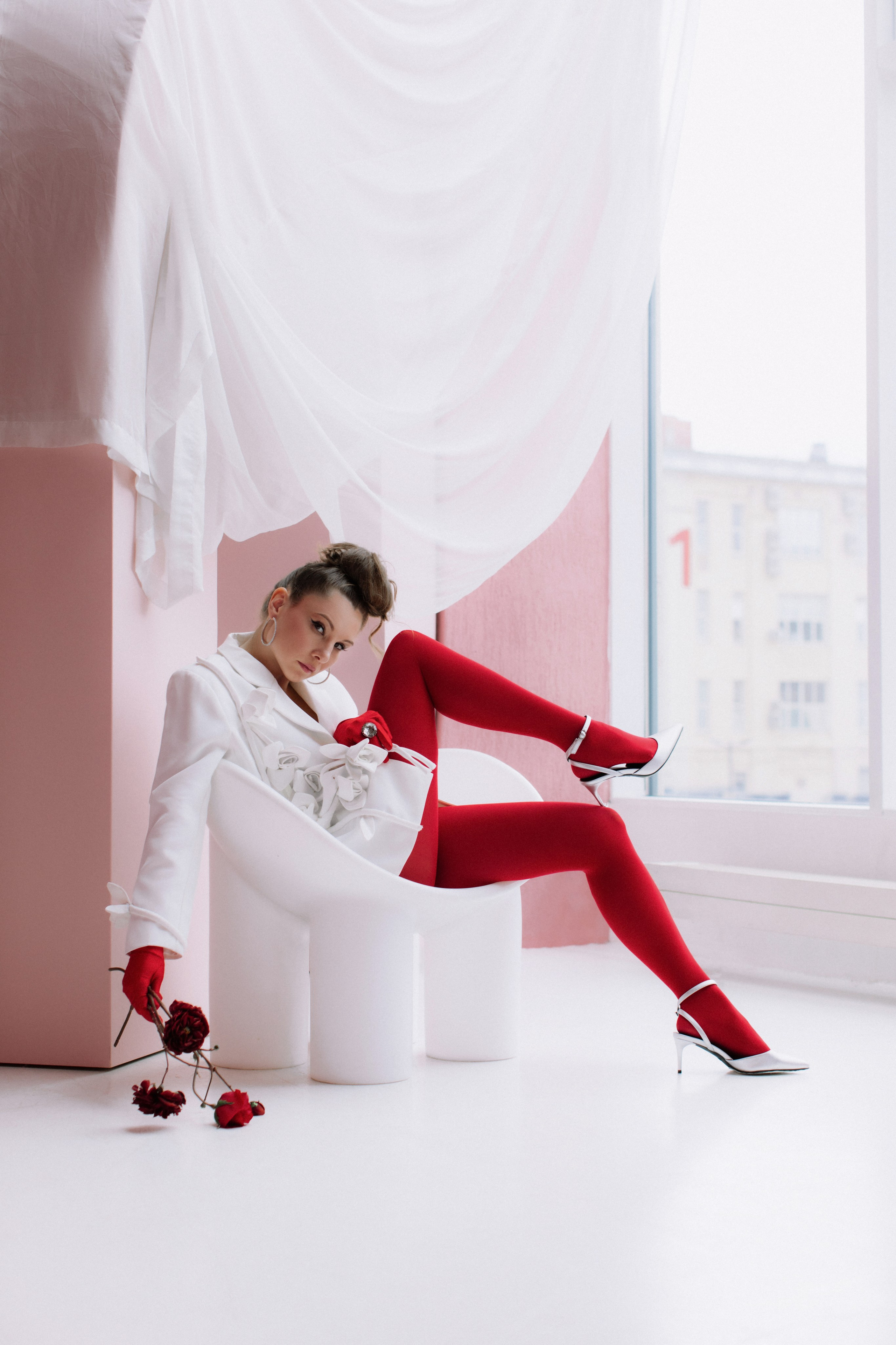 Алена. Фотосессия в розовой студии. Фотограф в Москве Ольга Сатони