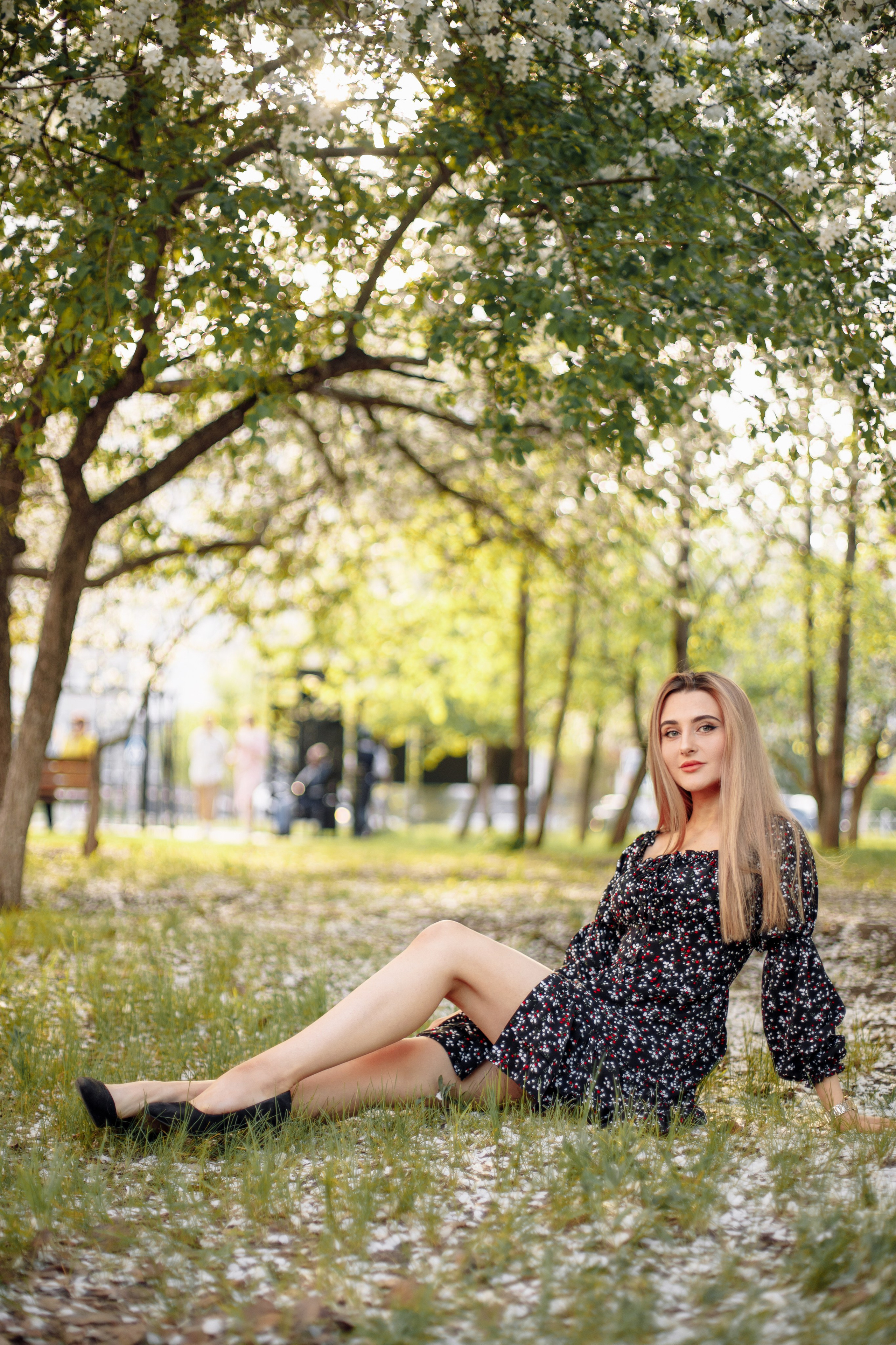 В яблонях. Фотограф в Барнауле Ирина Чикалова