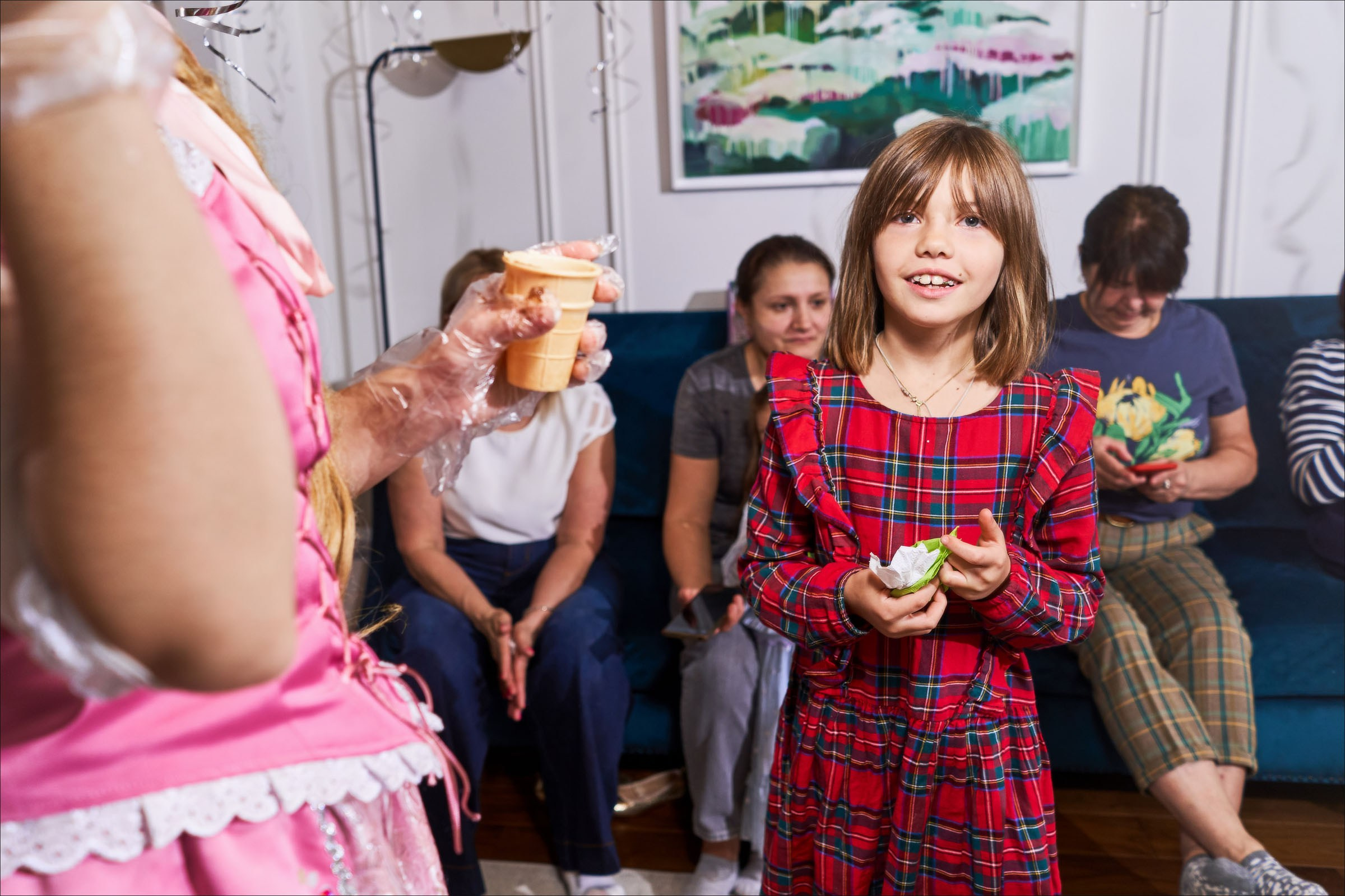 Маленький праздник для сестер;). Фотограф в Москве Нафиков Руслан. Репортажная съемка, Портрет