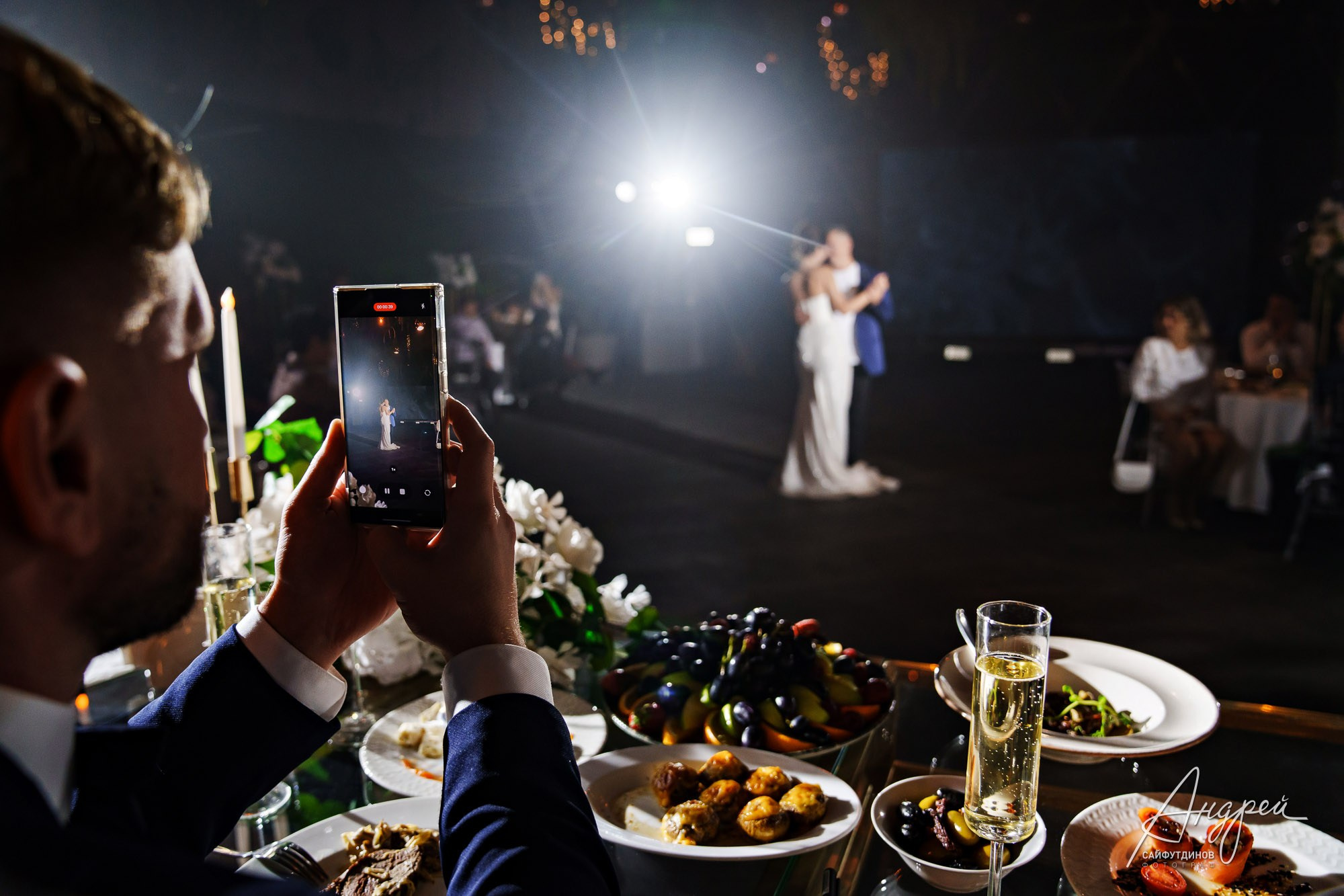 Фотоотчёт и бэкстейдж свадебной фотосессии. Свадебный и семейный фотограф в Ростове-на-Дону. Андрей Сайфутдинов