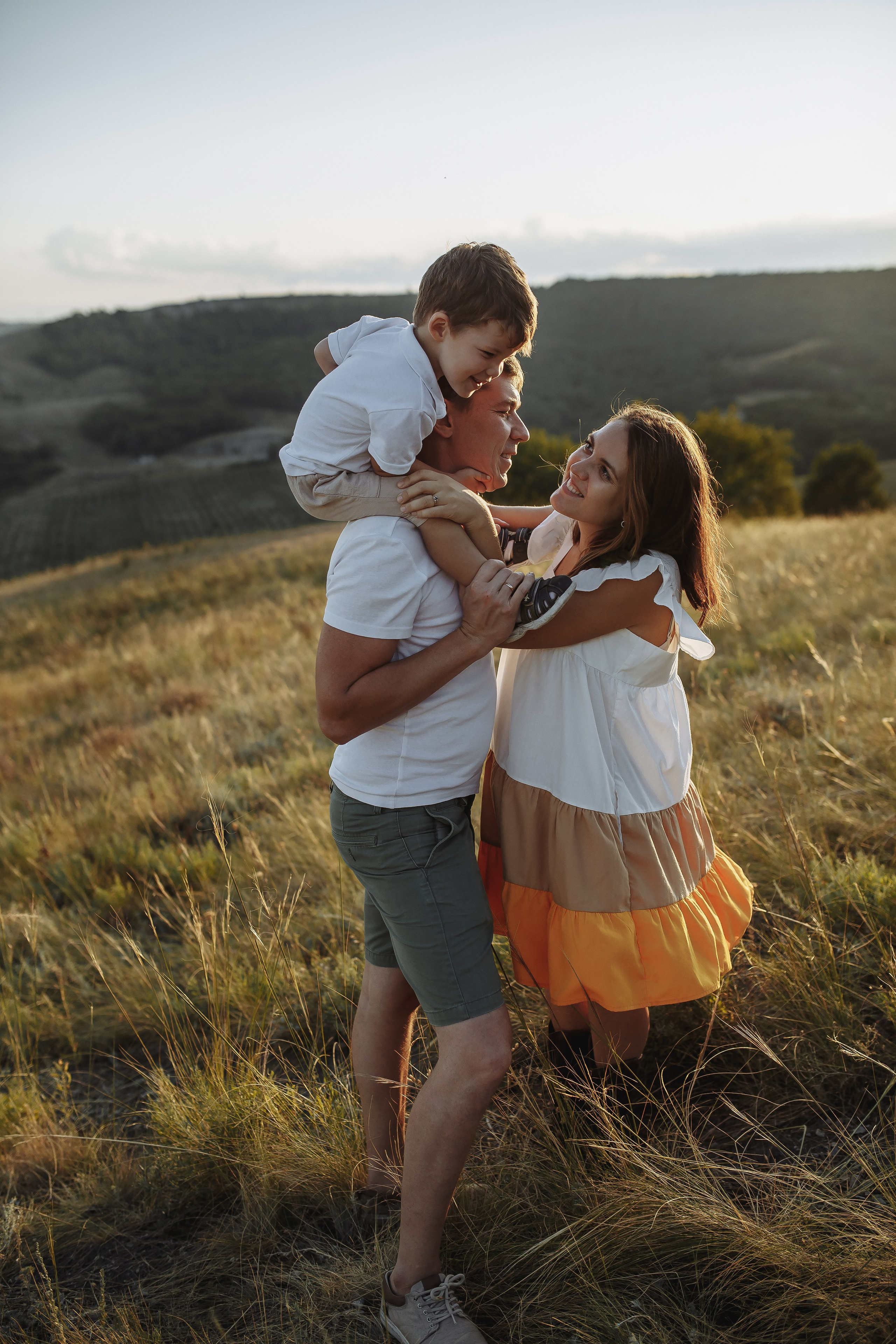 Женя, Юля и Тимофей. Семейный и свадебный фотограф в Саратове Катерина Оленская
