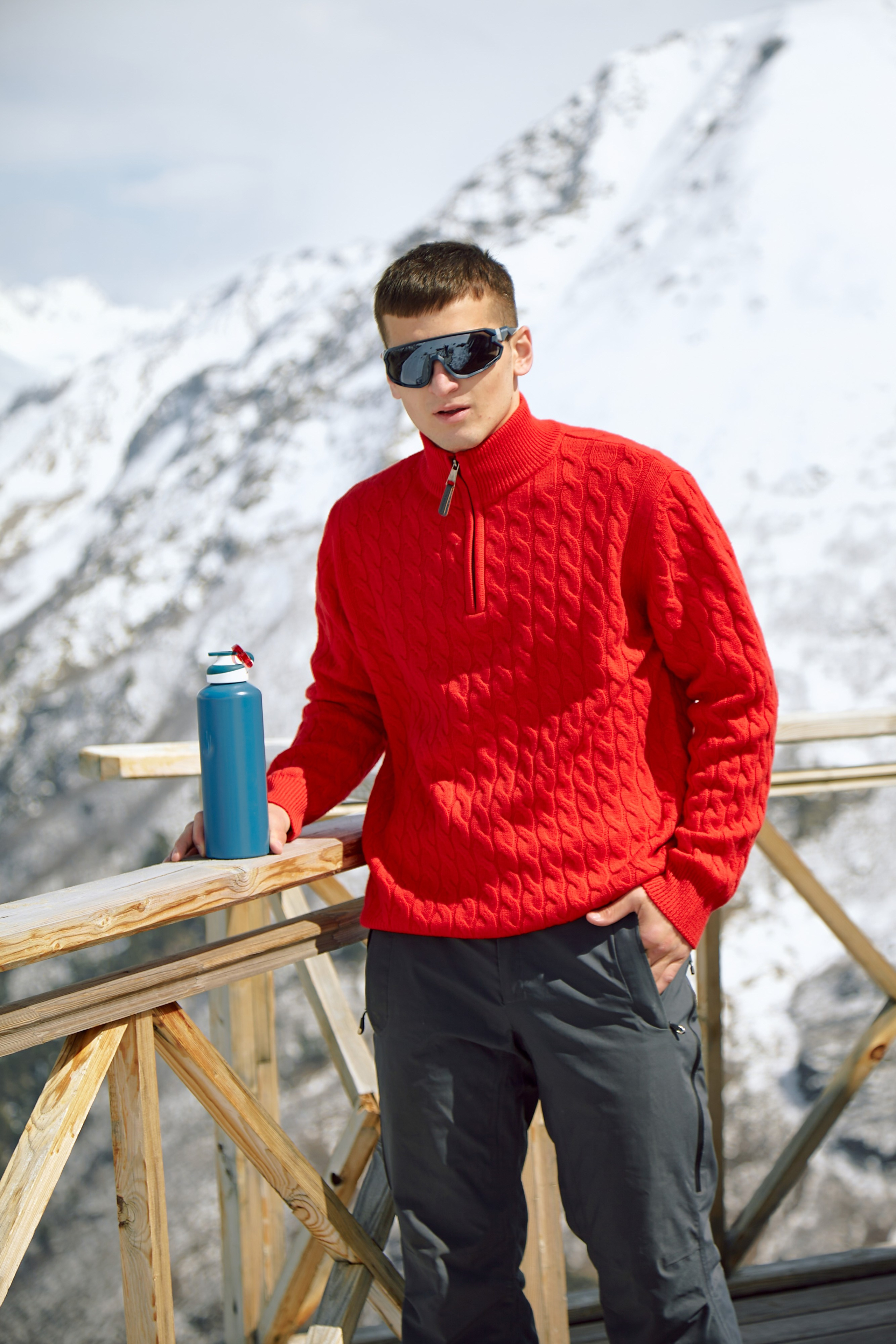 Съемка для бренда одежды под ключ. Фотограф Продюсер в горах КБР / Москва  Нальчик Горы