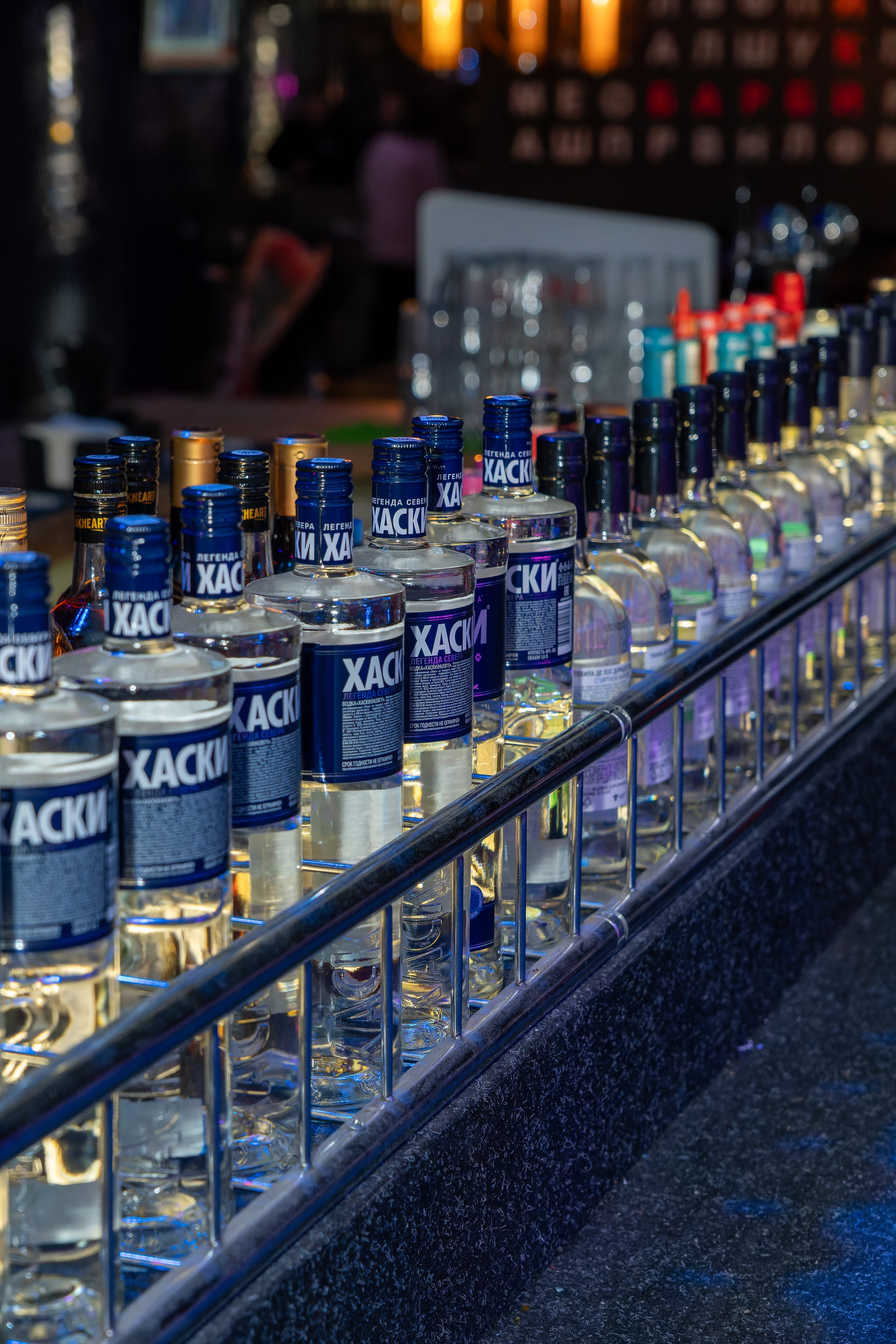 Съёмка в клубе, бар руки вверх, клубная фотосессия. «Студия DRONAVT`s» — видеосъёмка и фотография г. Москва