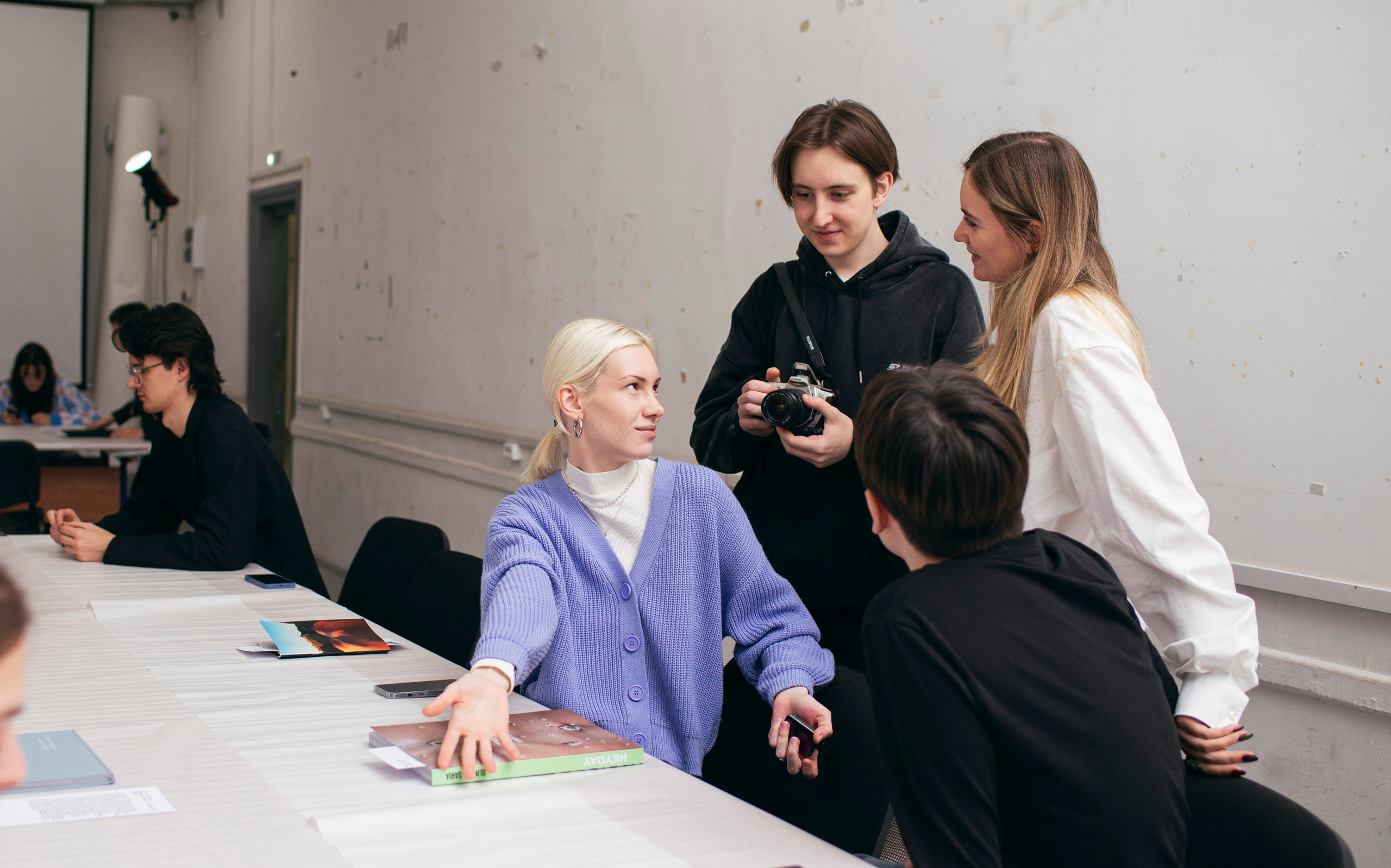 Вечер фото книг в Школе Дизайна. Фотограф в Москве Алейникова Евгения