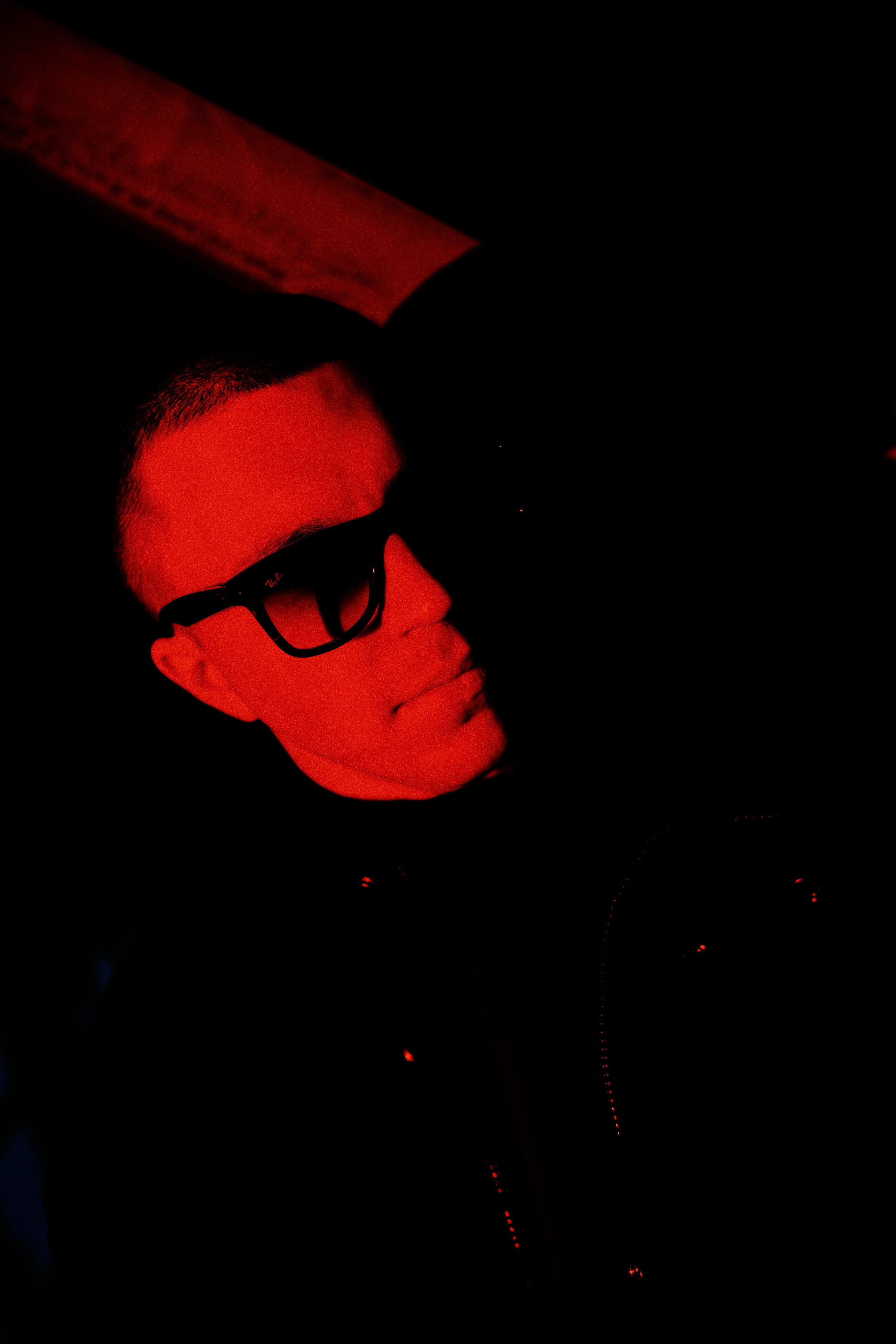 Maksim. Визуальный художник, фотограф-Иван Раа! Стань частью искусства