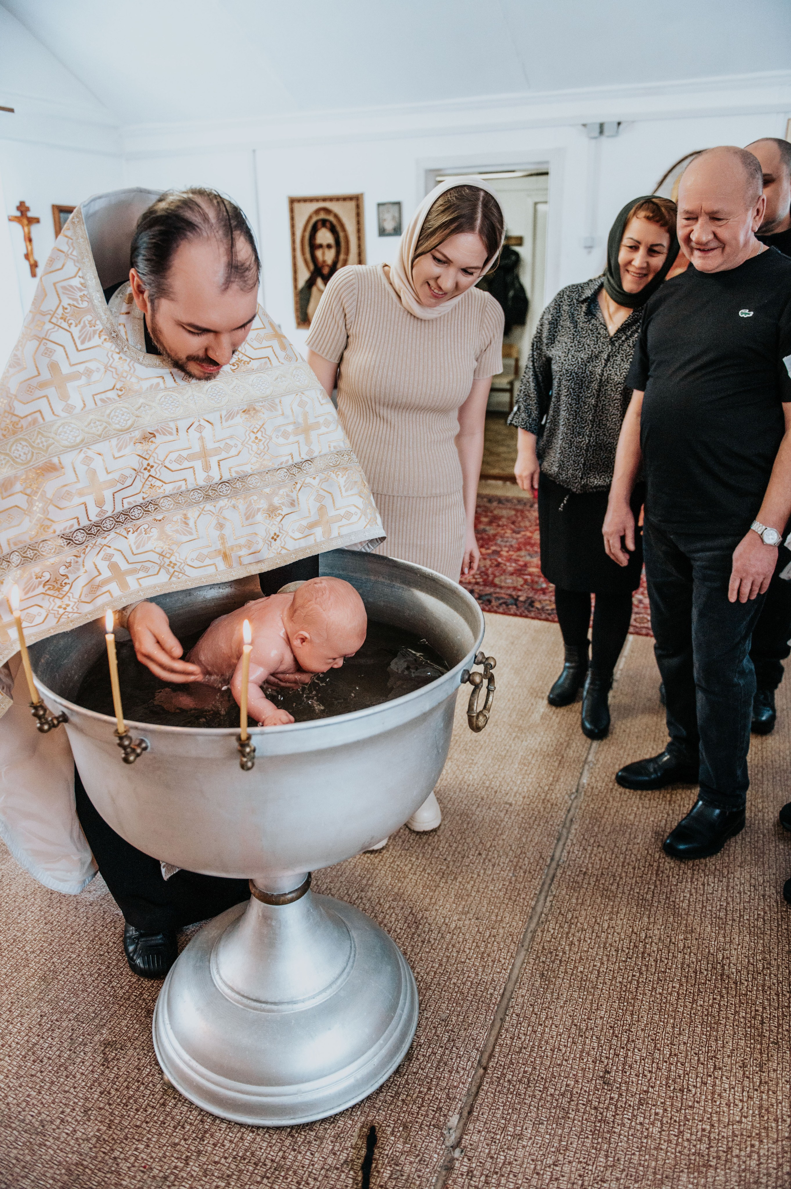Таинство крещения Мирославы. Фотограф в Сургуте Светлана Гибадуллина