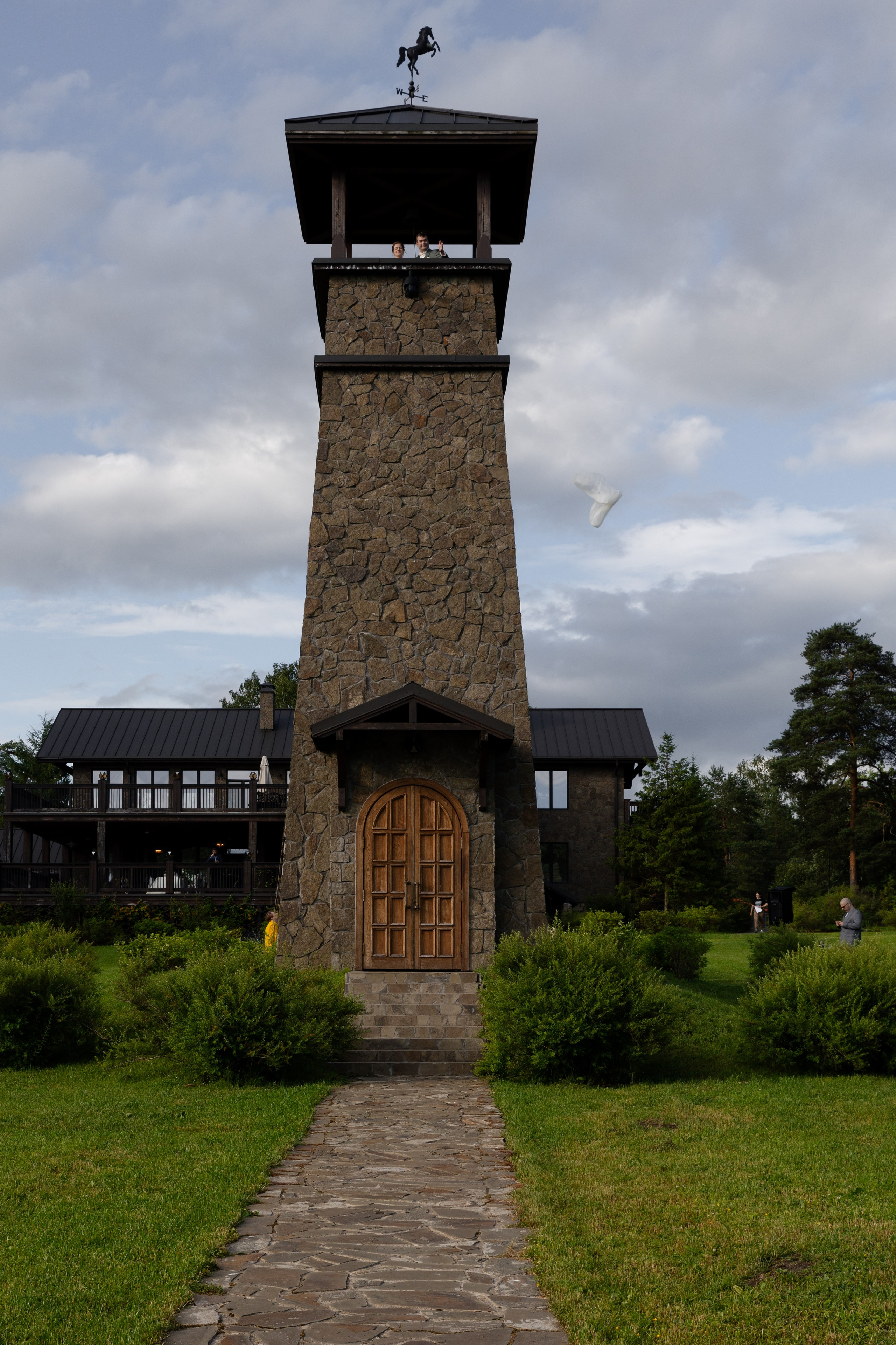 Сергей и Татьяна: цветочная летняя свадьба для близких. @dariazphoto свадебный фотограф