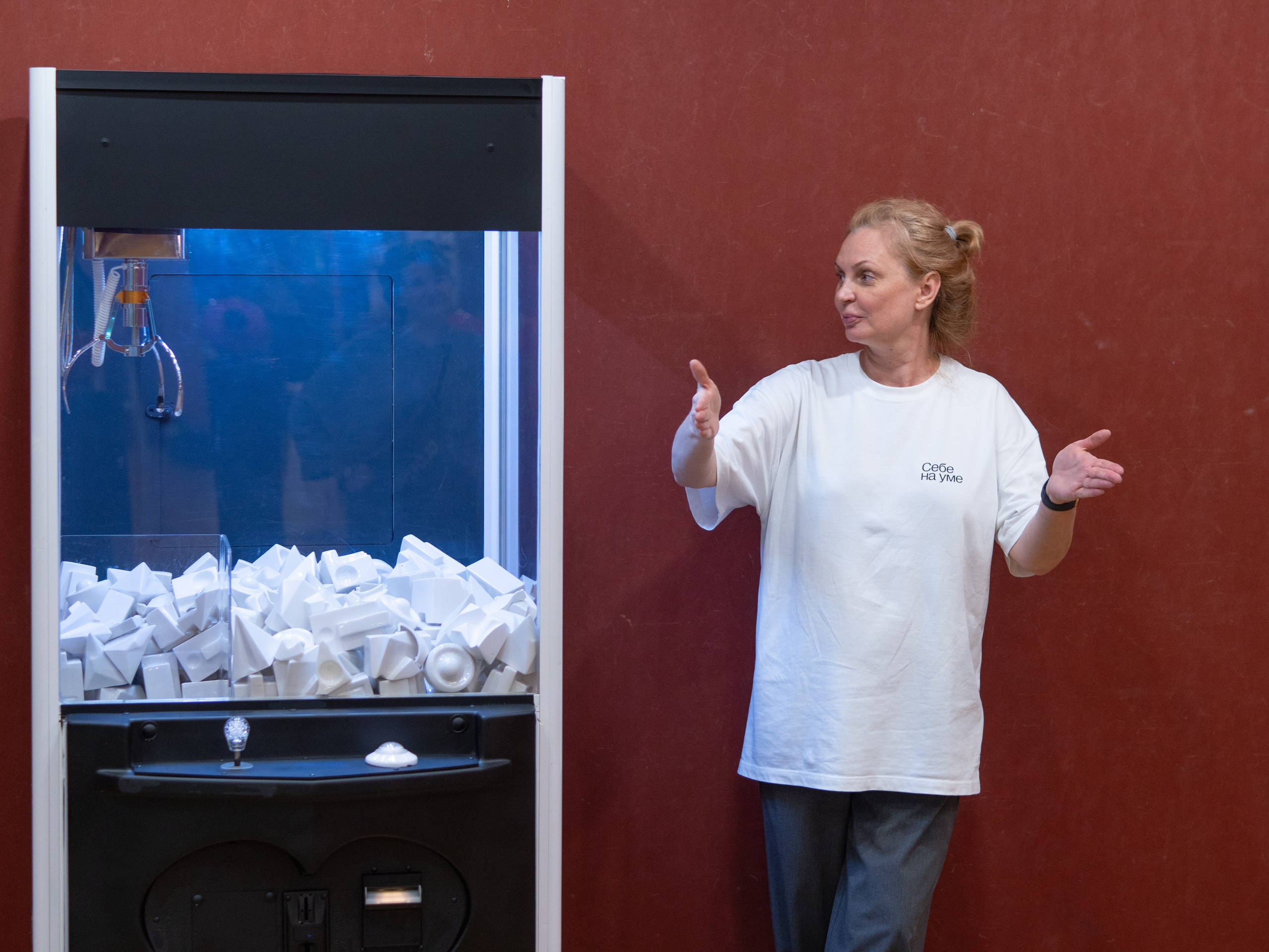 Монтаж выставки «10 из 10». Фотохудожник Москва