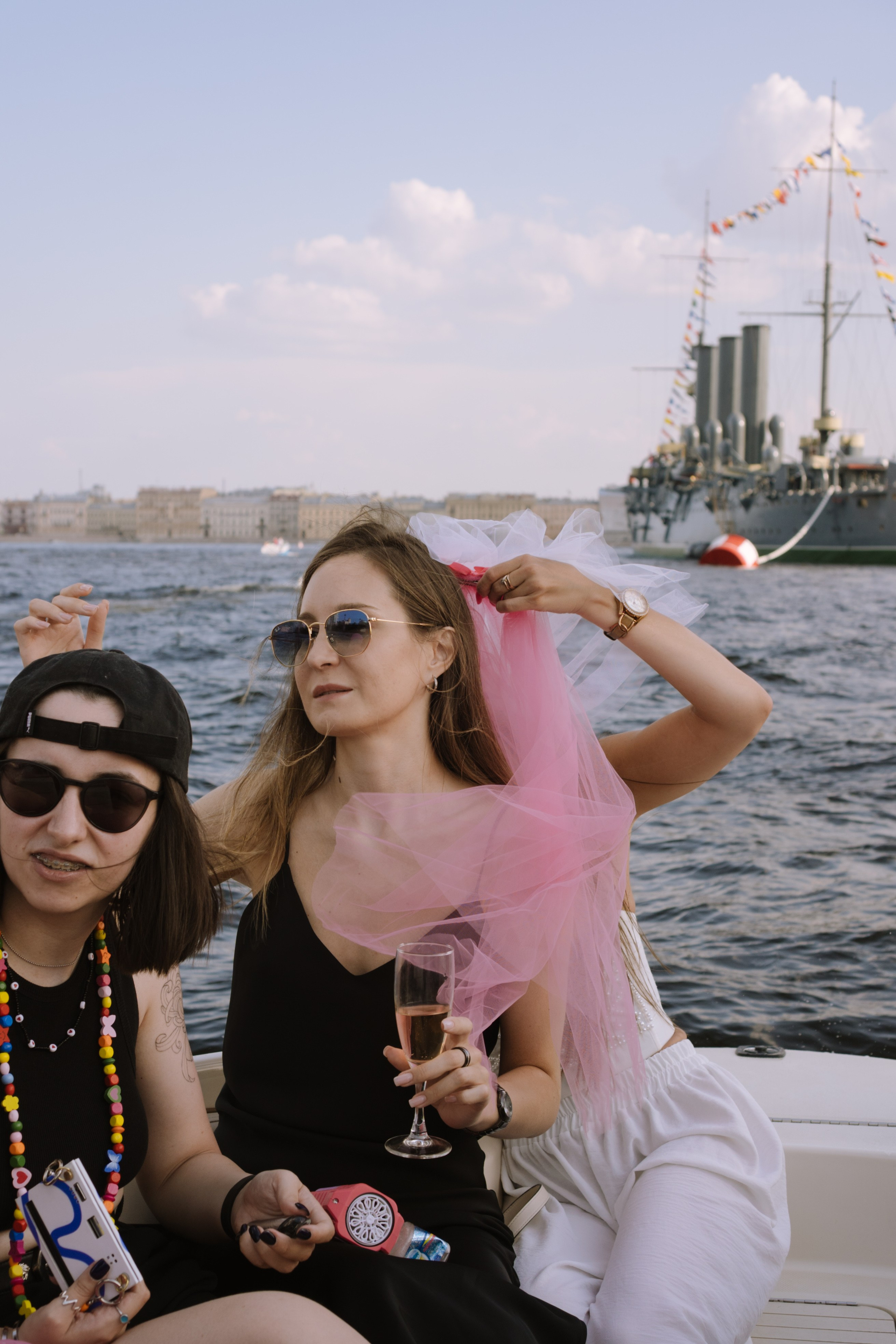 ДЕВИЧНИК НА КАТЕРЕ. Профессиональный фотограф, Санкт-Петербург — Виктория Богомолова
