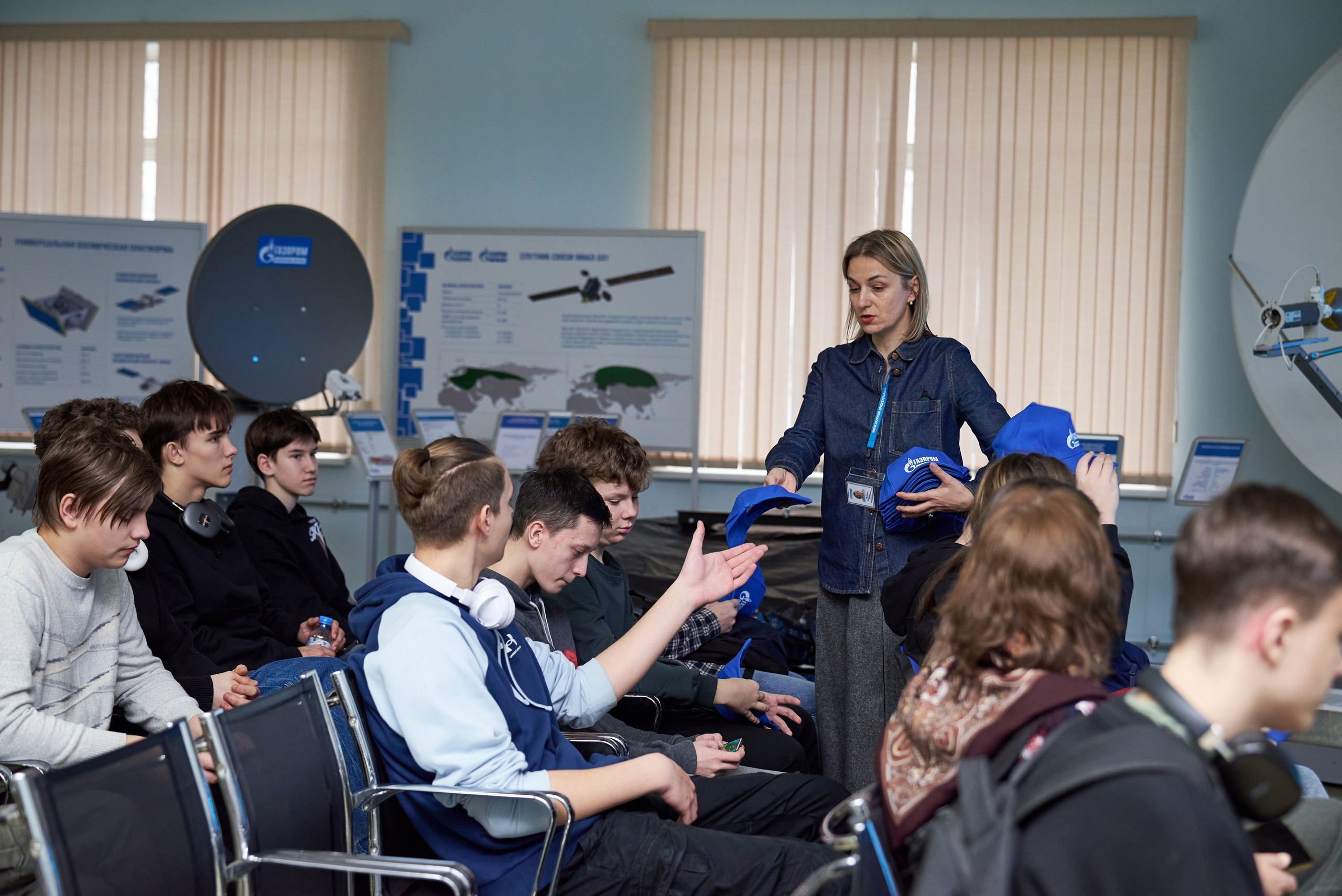 Экскурсия в «Газпром Космические системы». Фотограф Щёлково