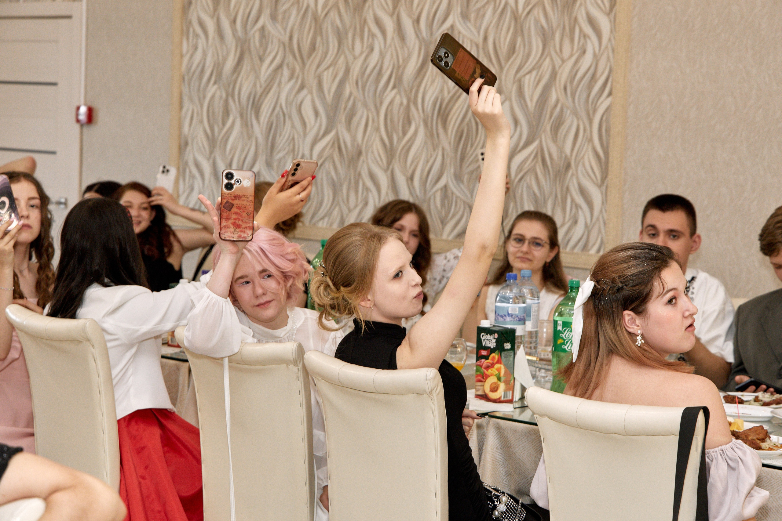 Фотограф на выпускной — репортажная съёмка 2025. Фотограф Нижний Новгород Мария Китаева