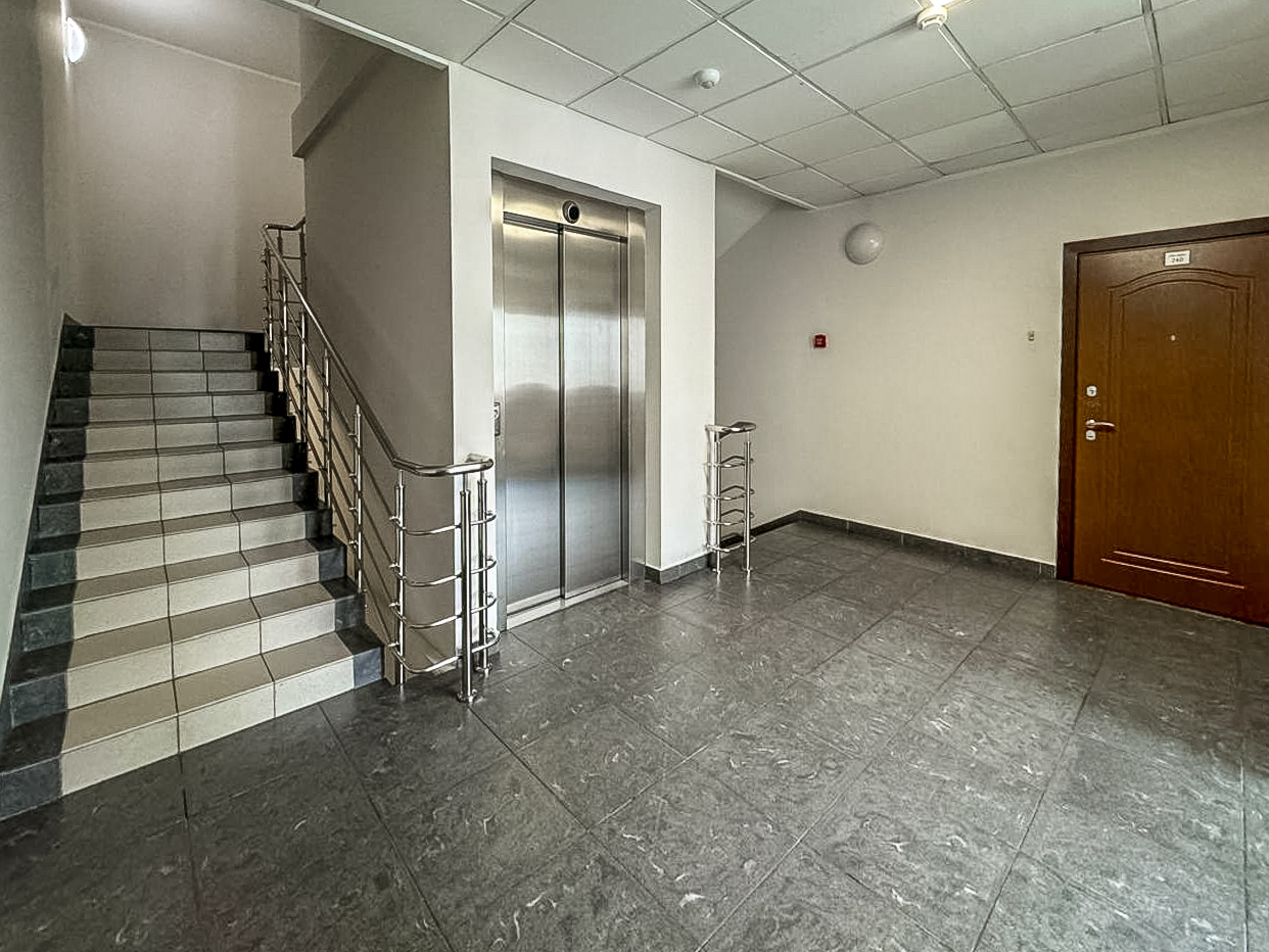 Квартира на Среднем проспекте ВО. Интерьерный фотограф. Фото- видеосъемка недвижимости Санкт-Петербург