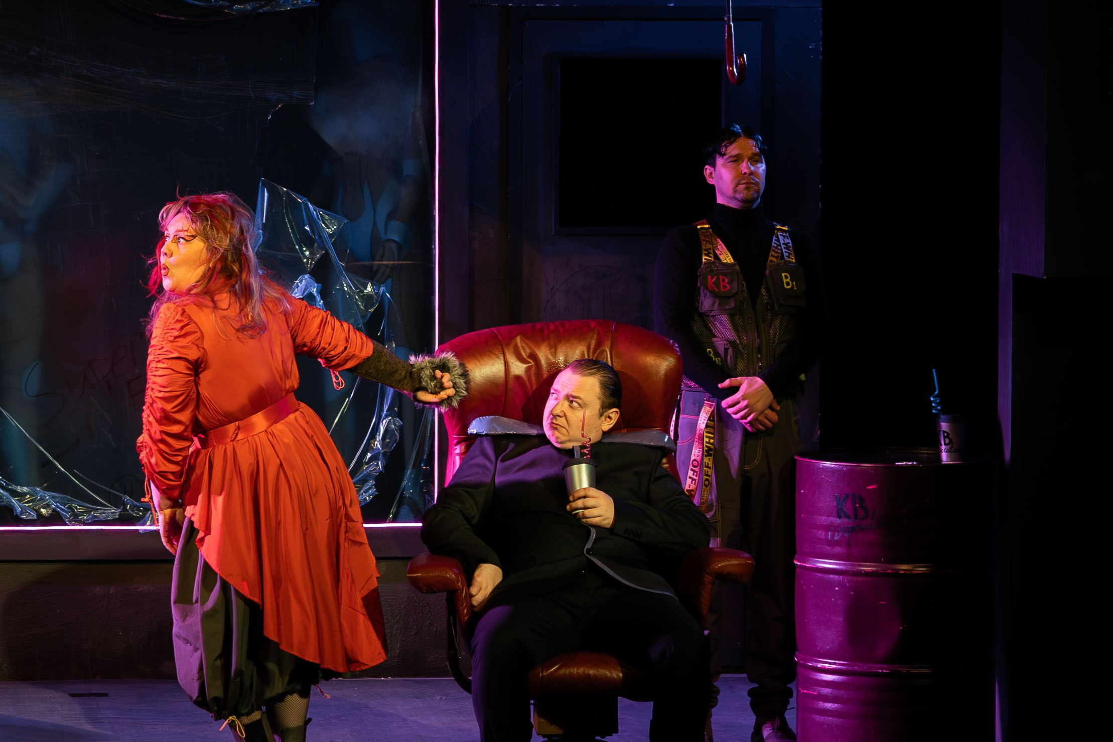 Театр Юного Зрителя «Буратино 2087». Кадр Плюс — Фотография с характером «Визуальный продюсер и фотограф Марк Файзулин»