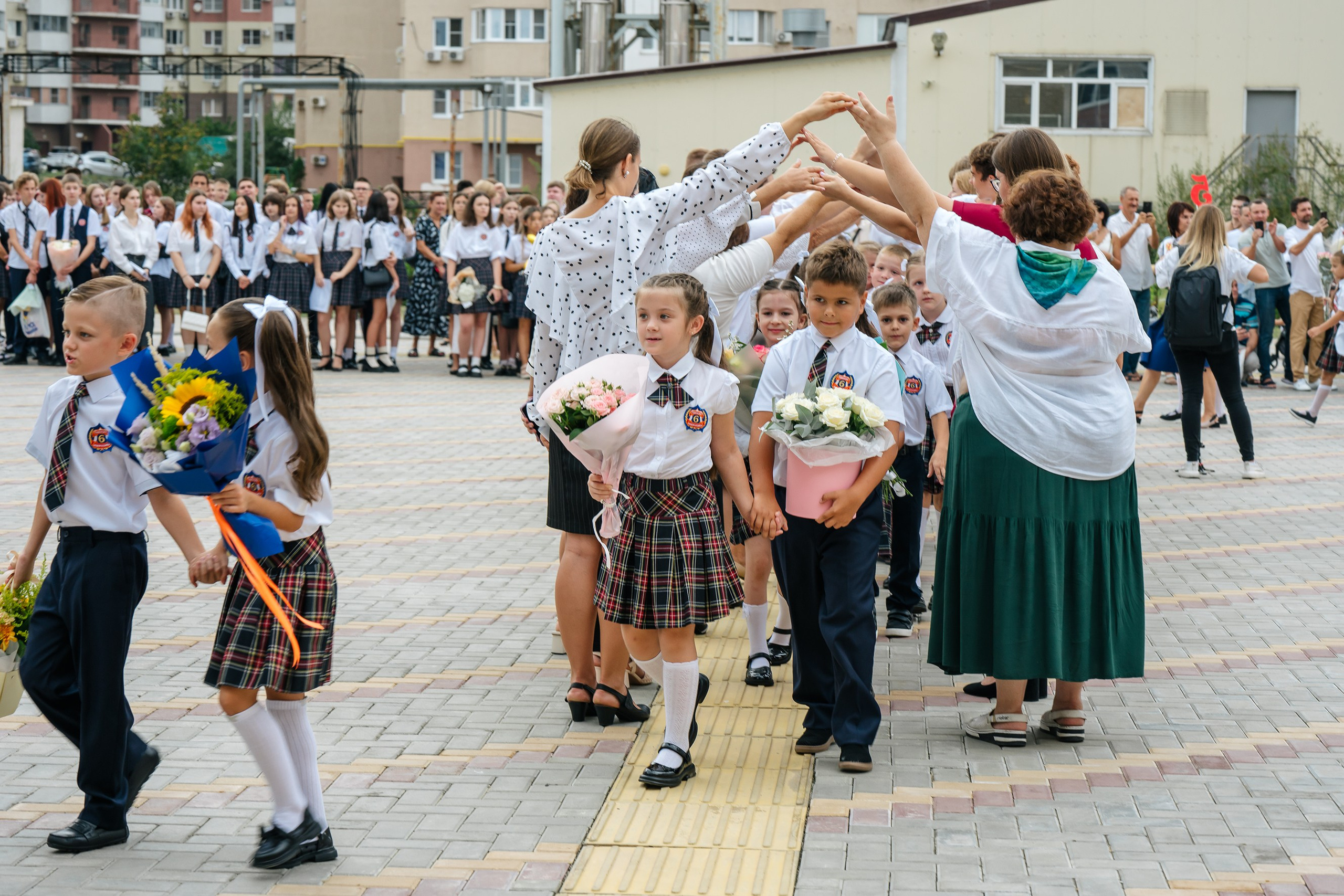 1 сентября. Выпускные альбомы, школьные фотосессии в городе Новороссийске