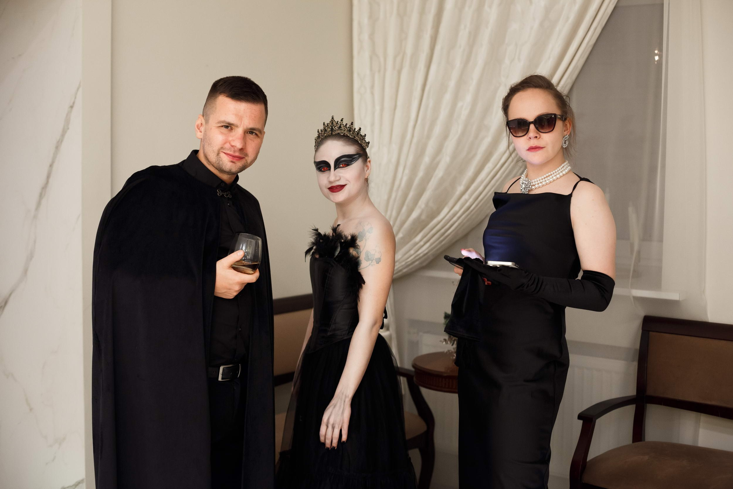 Новогодняя вечеринка сотрудников агенства недвижимости 8estate.ru. Свадебный фотограф Игорь Брундасов 8PHOTO на свадьбу венчание загс СПб