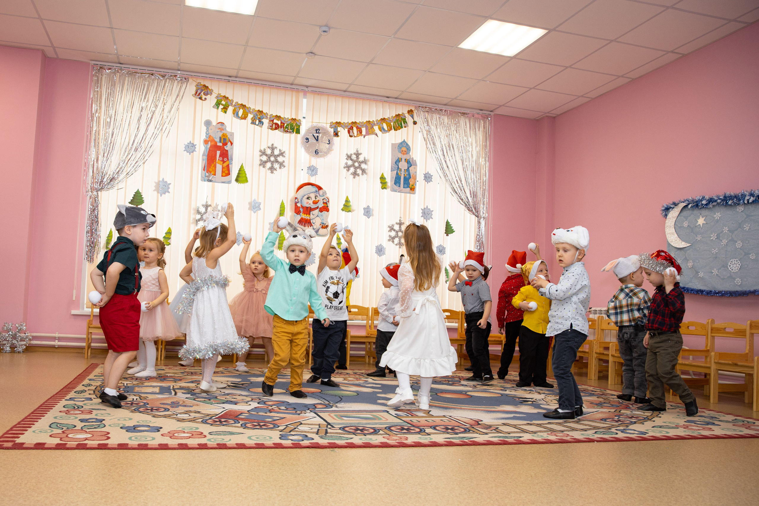 Новогодний утренник Полисадик. Фотограф в Железнодорожном и Балашихе