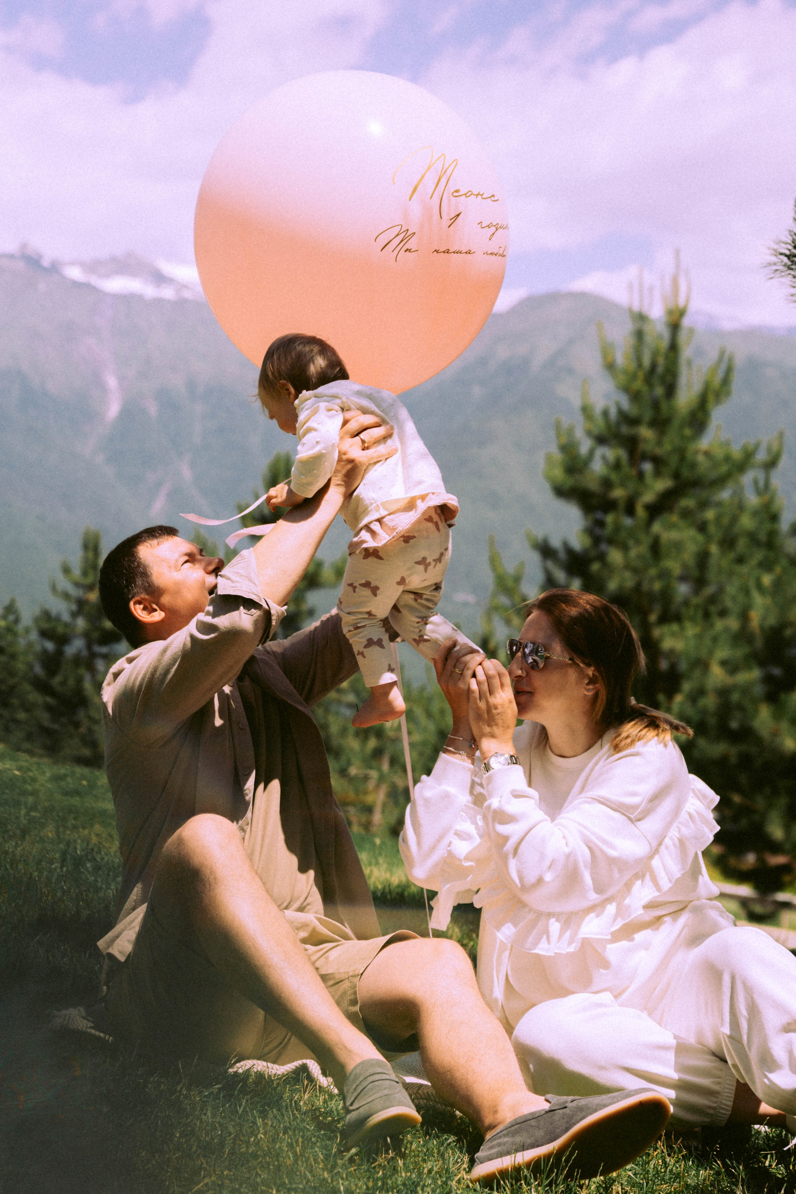 Семейная фотосессия в Сочи и Красной Поляне — заказать семейную фотосессию