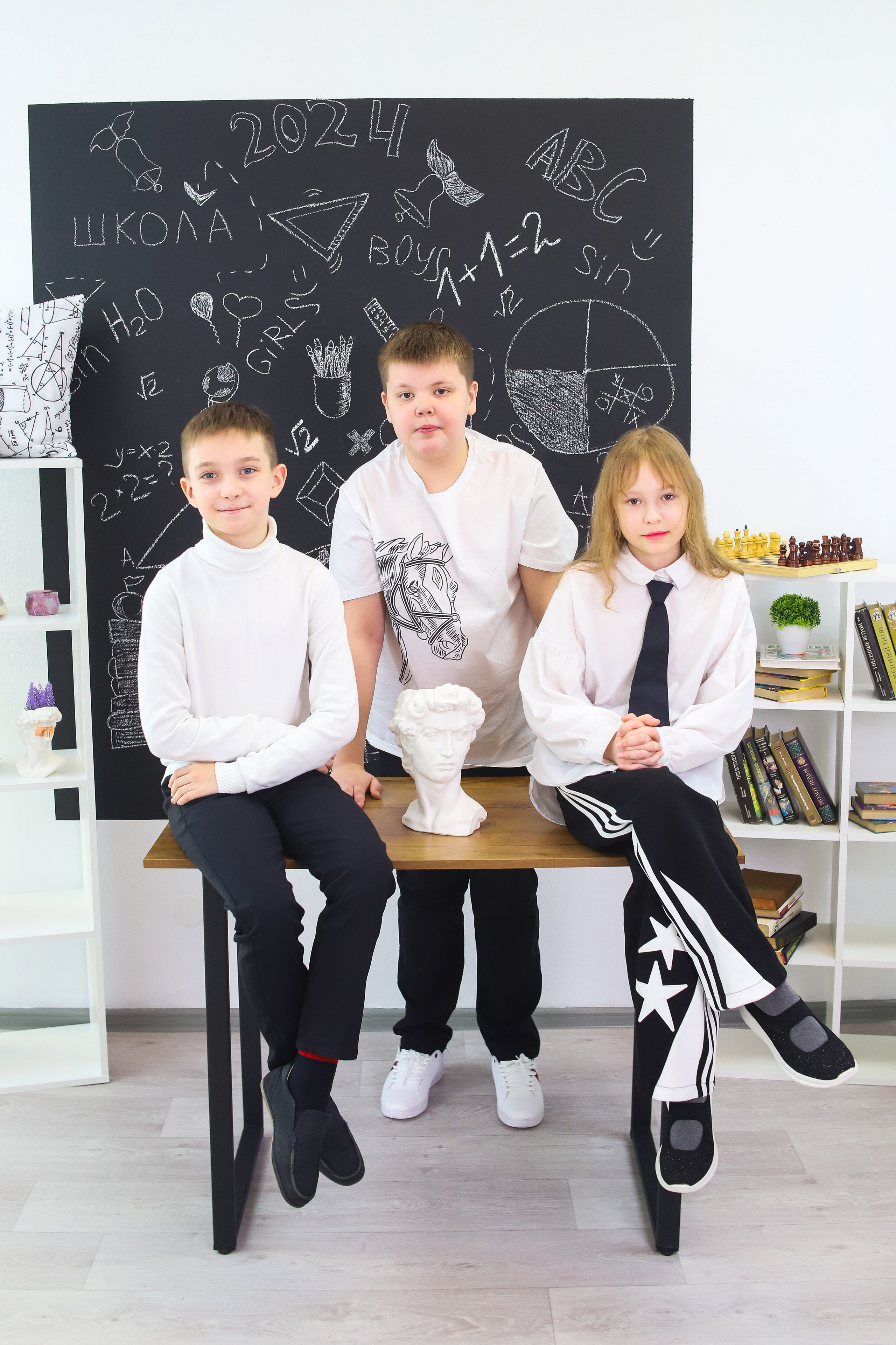 4 класс в студии Пространство. Фотограф в Сургуте Брызгунова Анастасия