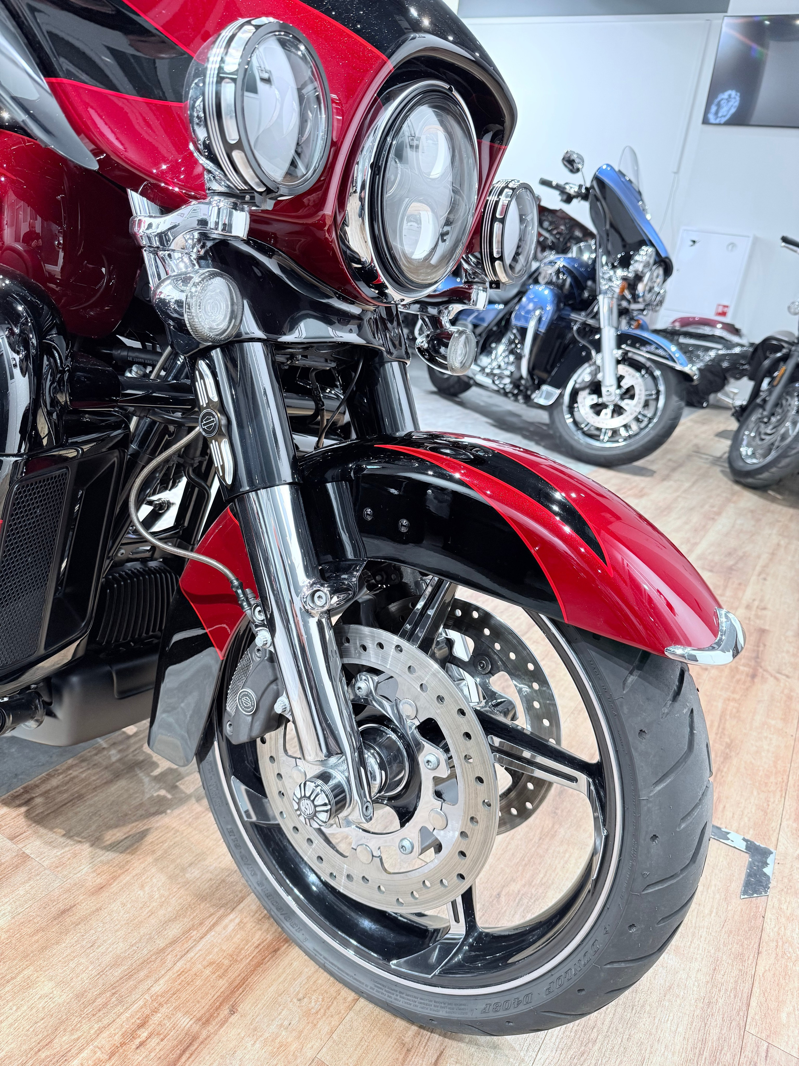 114 CVO Street Glide Special. Hello Davidson, Москва. Только хорошие мотоциклы…