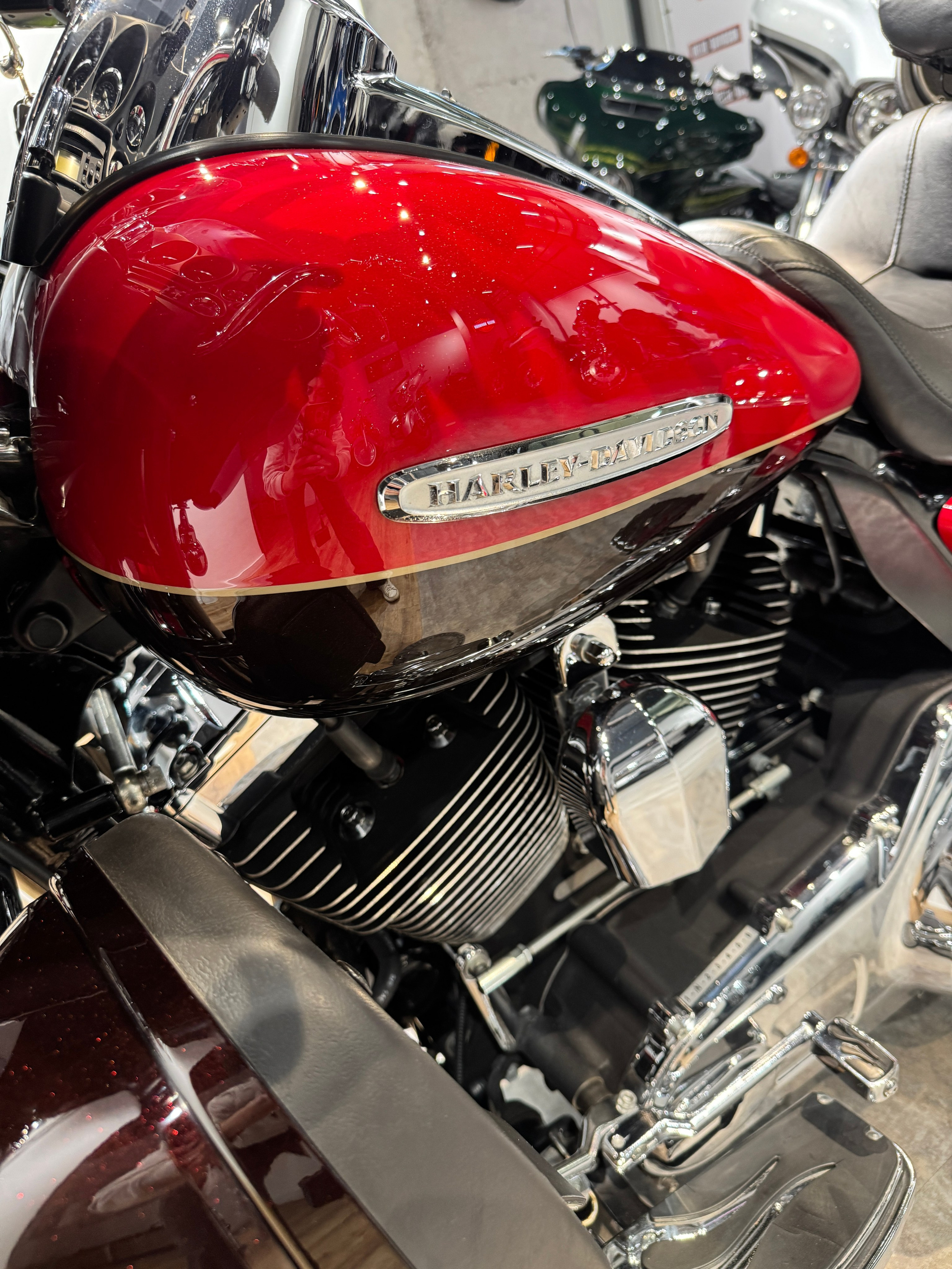 Мотоциклы Harley-Davidson 110 CVO Fire Fighters' Edition (Touring)  — купить мотоцикл. Hello Davidson, Москва. Только хорошие мотоциклы…