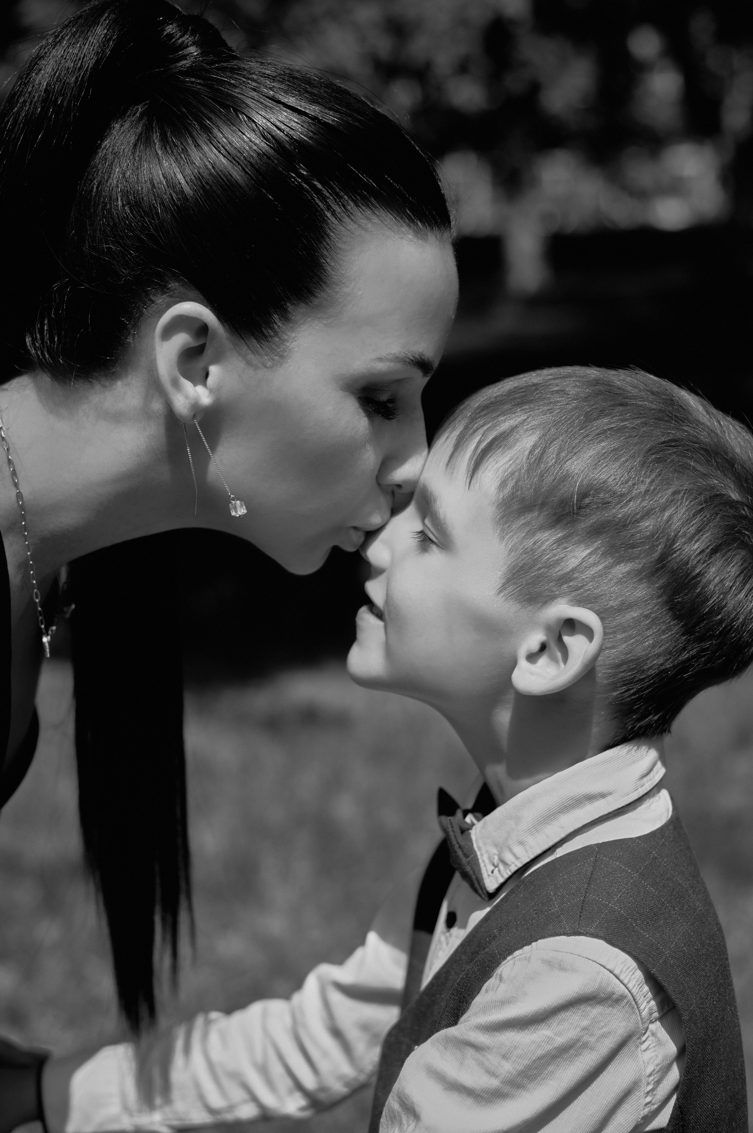 Мама и сын. Фотограф Барнаул Софья Бояринова