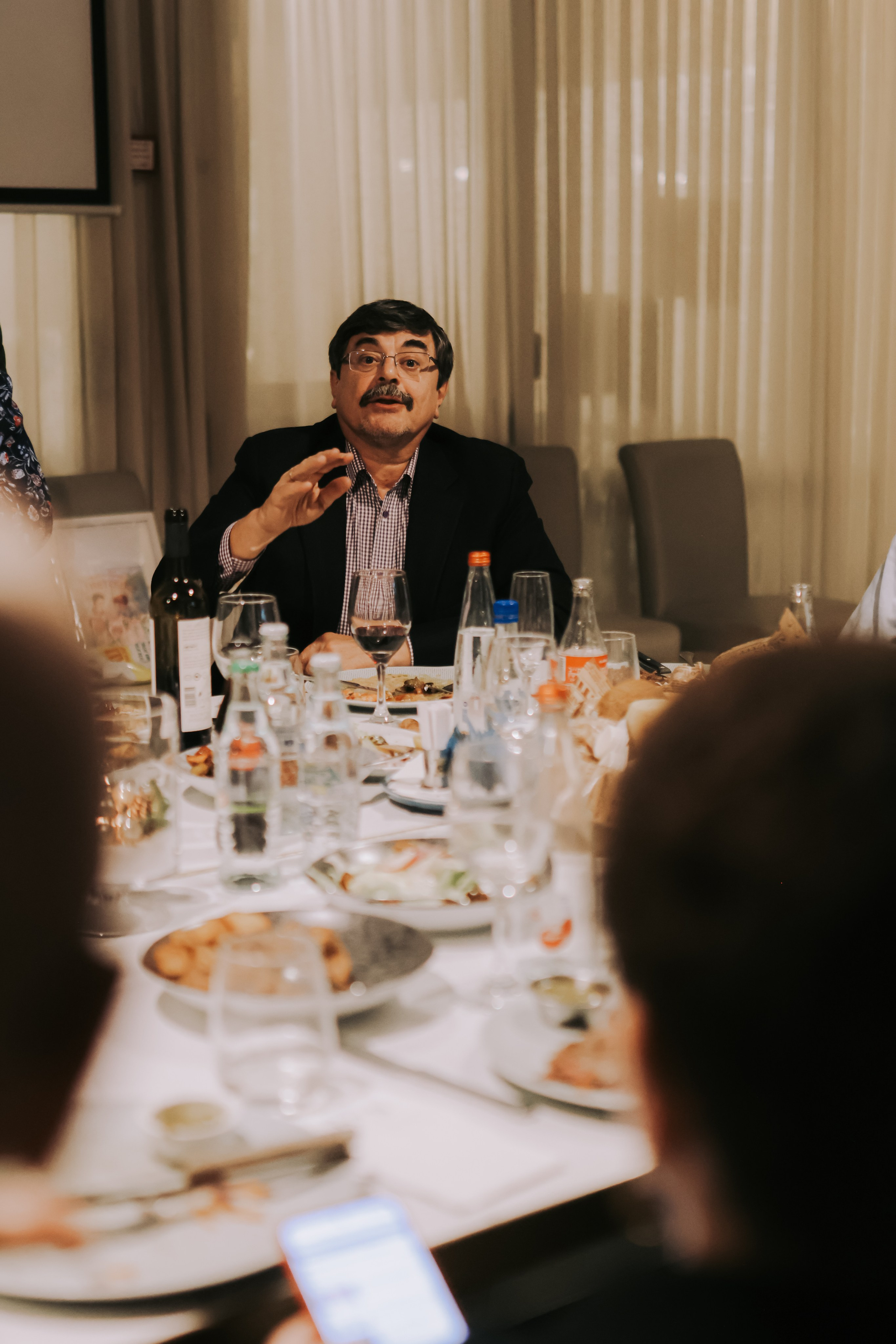 Engagement dinner, Bat Yam | December 2025. Photographer in Israel Alice Milchin