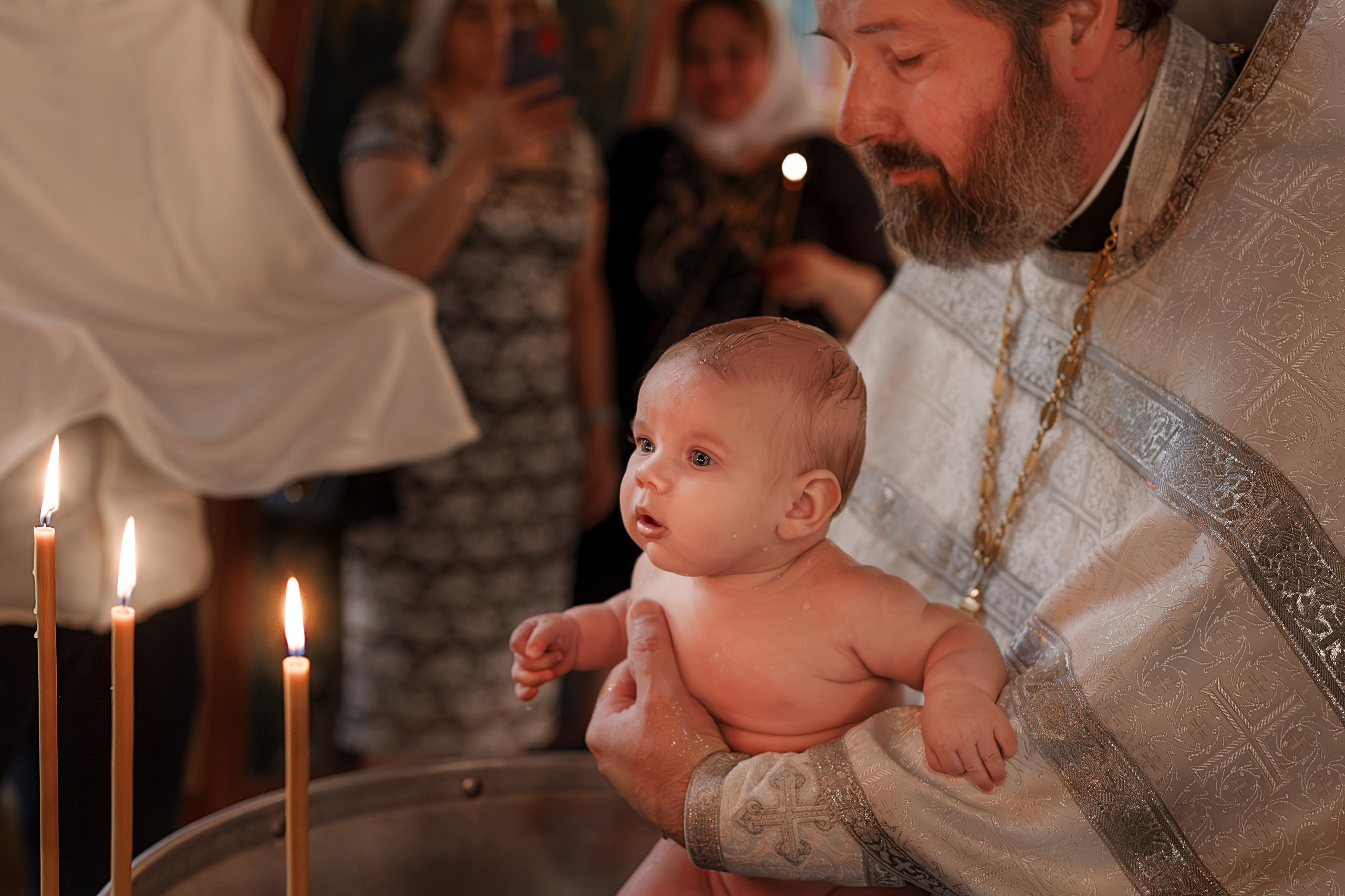 Церковь Покрова Пресвятой Богородицы в Братцеве. Фотограф Newborn и церковных Таинств