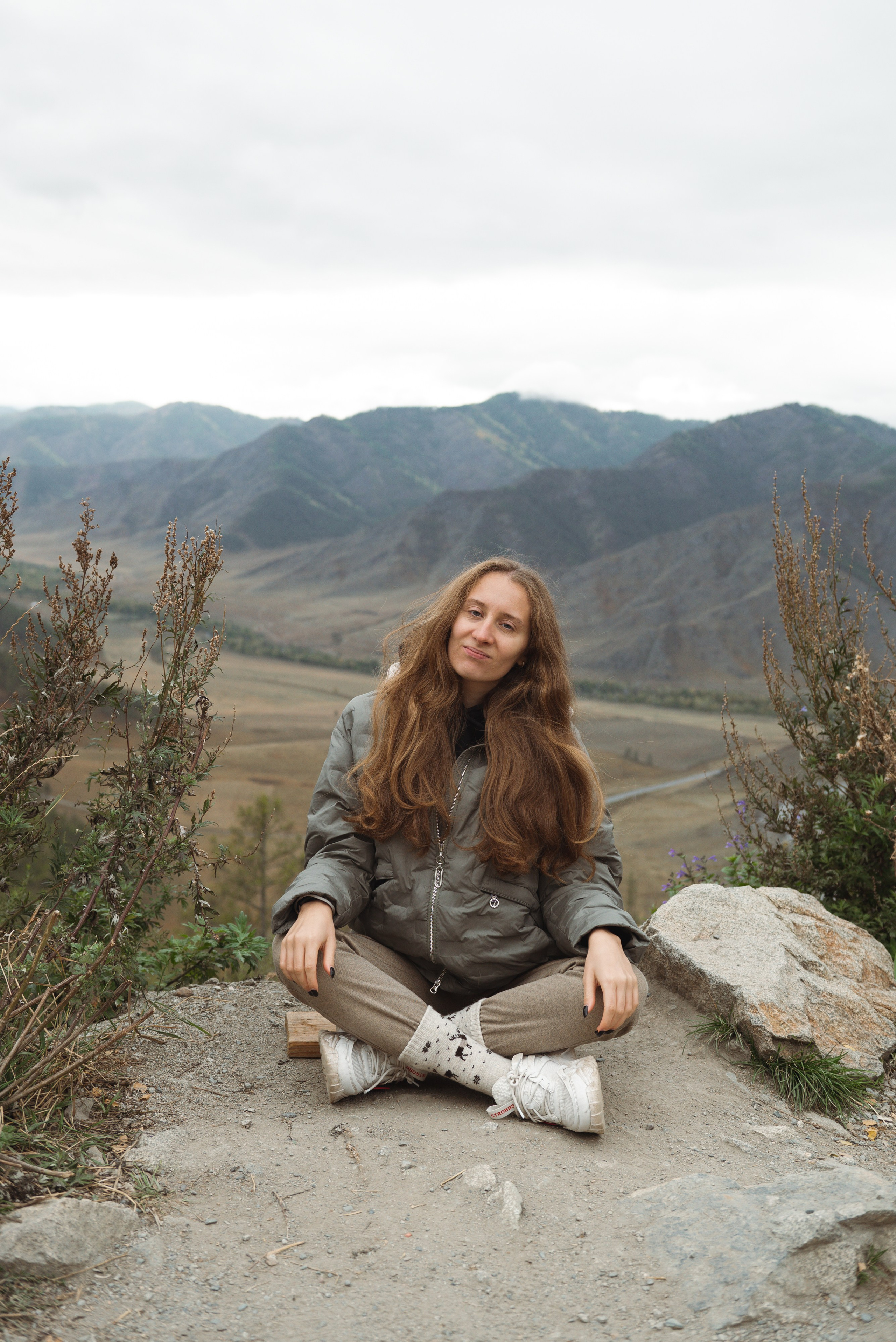 Ретрит по Горному Алтаю. Фотограф Москва Настя Профотовна. Репортажные, свадебные и контент фотосессии